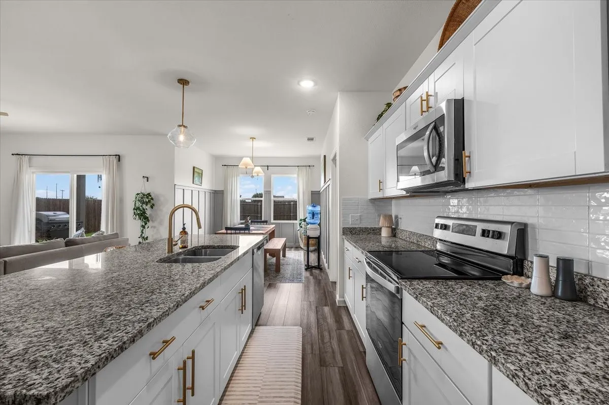 Single Family Residence For Sale in Tarrant County , 1537 Shadow Hawk Drive, Fort Worth, Texas 76052, 4 Bedroom, 2 Bathroom, 2 Garage spaces, 1,725 Sqft, built in 2023, mls#21301288, Real Estate Agent in Fort Worth, Homes For Sale in Tarrant county, Homes For Sale in Fort Worth, Realtor in Fort Worth Texas, Real Estate Brokerage Independent Realty Texas, Luminita Cordes Realtor