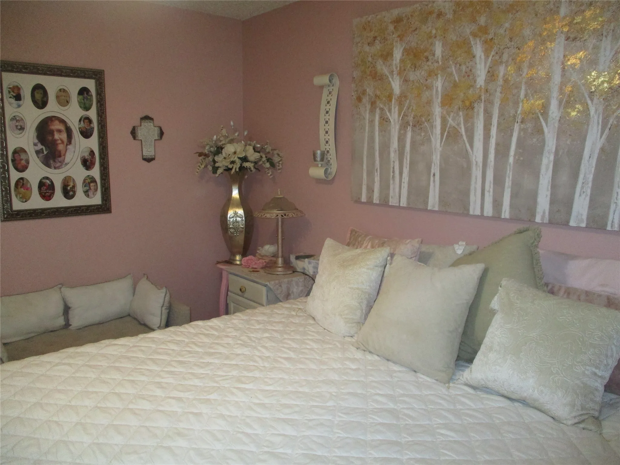 Single Family Residence For Sale in Ellis County , 130 Mabry Lane, Red Oak, Texas 75154, 3 Bedroom, 2 Bathroom, 4 Garage spaces, 1,346 Sqft, built in 1984, mls#21301510, Real Estate Agent in Red Oak, Homes For Sale in Ellis county, Homes For Sale in Red Oak, Realtor in Red Oak Texas, Real Estate Brokerage Independent Realty Texas, Luminita Cordes Realtor
