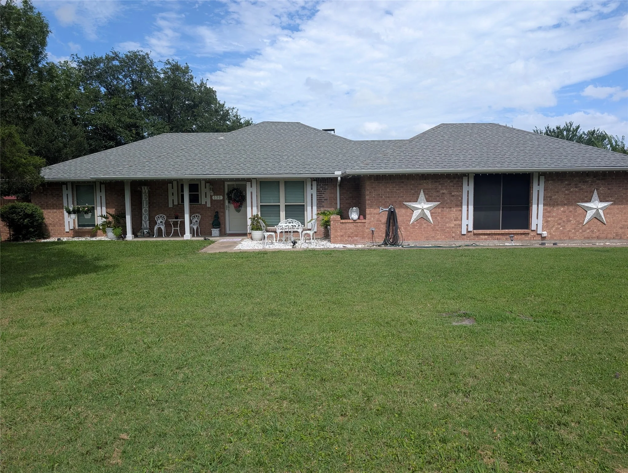 Welcome to 130 Mabry Lane in Red Oak.