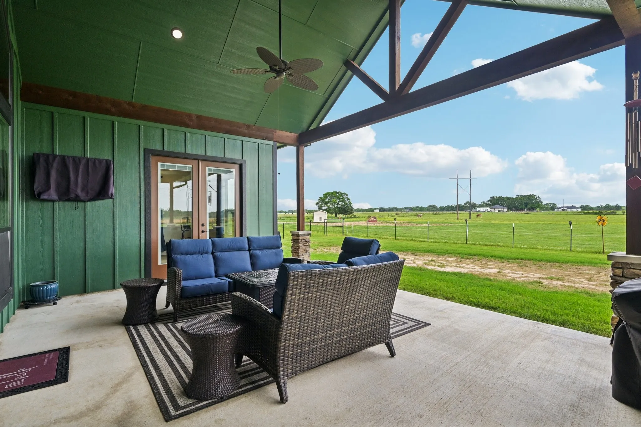 Single Family Residence For Sale in Rains County , 1215 RS COUNTY ROAD 2300, Emory, Texas 75440, 3 Bedroom, 2 Bathroom, 3 Garage spaces, 2,131 Sqft, built in 2023, mls#21301579, Real Estate Agent in Emory, Homes For Sale in Rains county, Homes For Sale in Emory, Realtor in Emory Texas, Real Estate Brokerage Independent Realty Texas, Luminita Cordes Realtor