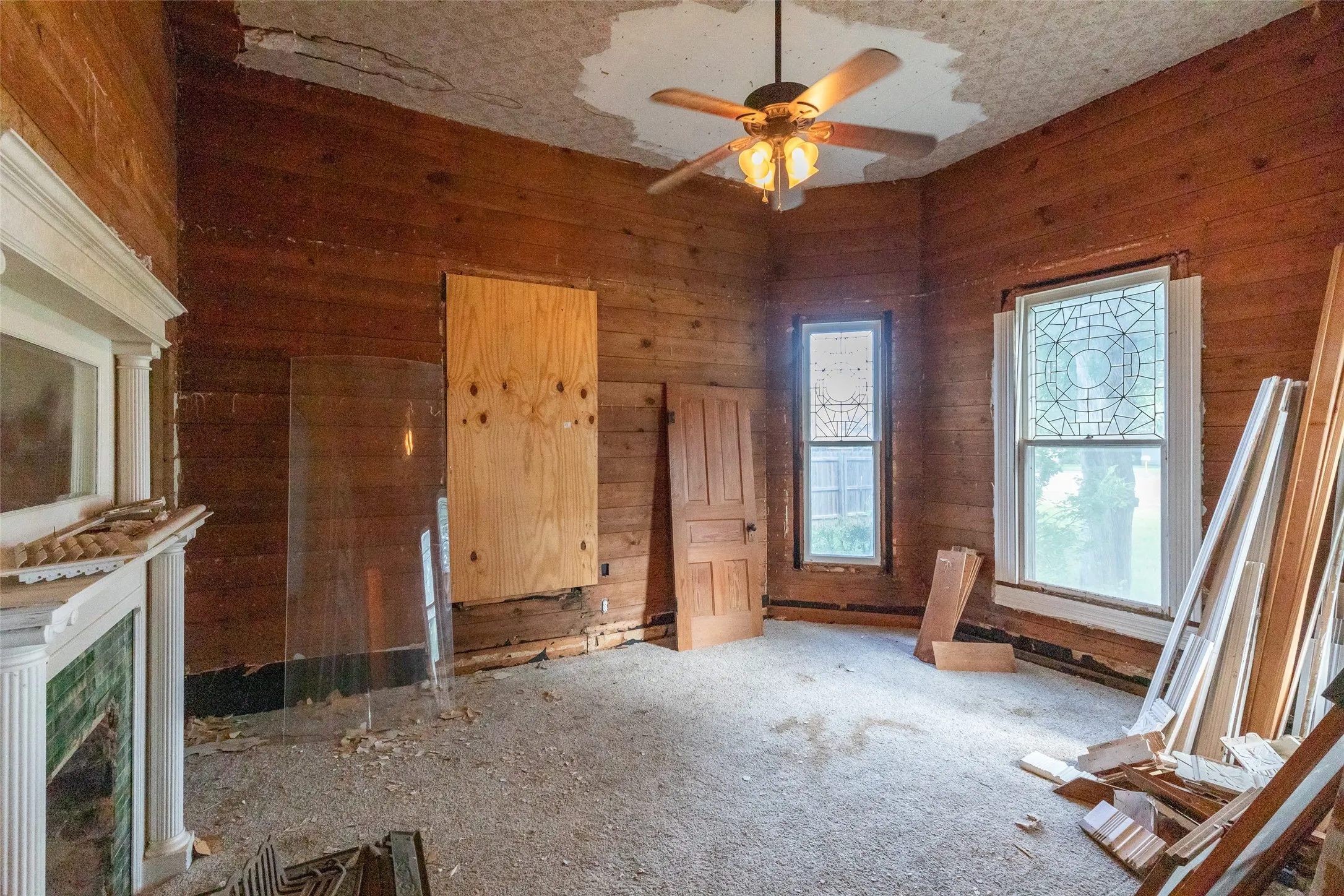 Single Family Residence For Sale in Callahan County , 601 W 3rd Street, Baird, Texas 79504, 3 Bedroom, 1 Bathroom, Garage spaces, 1,681 Sqft, built in 1898, mls#21301217, Real Estate Agent in Baird, Homes For Sale in Callahan county, Homes For Sale in Baird, Realtor in Baird Texas, Real Estate Brokerage Independent Realty Texas, Luminita Cordes Realtor