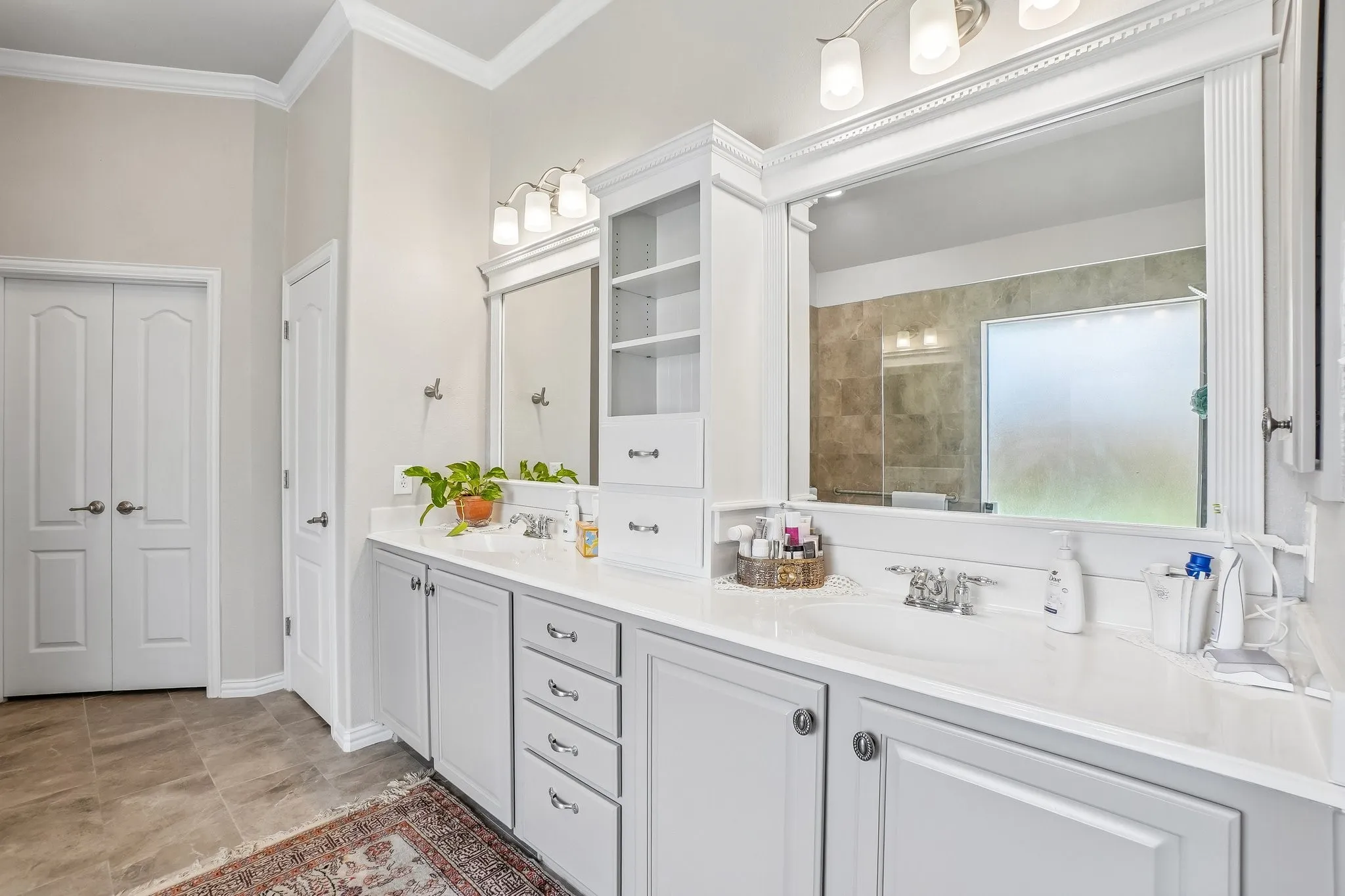 Single Family Residence For Sale in Tarrant County , 5320 Brazoria Drive, Grand Prairie, Texas 75052, 4 Bedroom, 3 Bathroom, 2 Garage spaces, 2,981 Sqft, built in 2008, mls#21299953, Real Estate Agent in Grand Prairie, Homes For Sale in Tarrant county, Homes For Sale in Grand Prairie, Realtor in Grand Prairie Texas, Real Estate Brokerage Independent Realty Texas, Luminita Cordes Realtor
