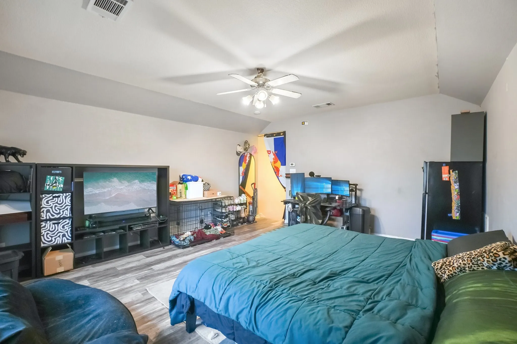 Single Family Residence For Sale in Tarrant County , 5320 Brazoria Drive, Grand Prairie, Texas 75052, 4 Bedroom, 3 Bathroom, 2 Garage spaces, 2,981 Sqft, built in 2008, mls#21299953, Real Estate Agent in Grand Prairie, Homes For Sale in Tarrant county, Homes For Sale in Grand Prairie, Realtor in Grand Prairie Texas, Real Estate Brokerage Independent Realty Texas, Luminita Cordes Realtor