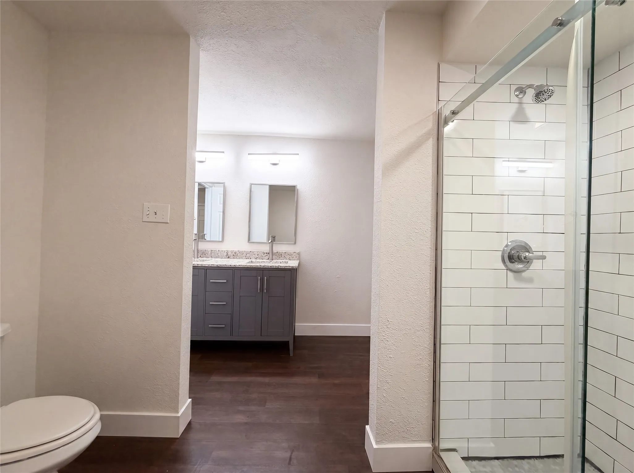 Single Family Residence For Sale in Dallas County , 2005 N Arbor Rose Drive, Grand Prairie, Texas 75050, 4 Bedroom, 3 Bathroom, 2 Garage spaces, 2,360 Sqft, built in 1978, mls#21301258, Real Estate Agent in Grand Prairie, Homes For Sale in Dallas county, Homes For Sale in Grand Prairie, Realtor in Grand Prairie Texas, Real Estate Brokerage Independent Realty Texas, Luminita Cordes Realtor