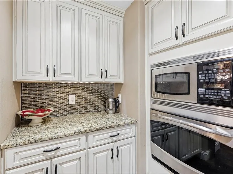 Single Family Residence For Sale in Tarrant County , 200 Timberlane Terrace, Euless, Texas 76039, 4 Bedroom, 2 Bathroom, Garage spaces, 2,650 Sqft, built in 1965, mls#21299740, Real Estate Agent in Euless, Homes For Sale in Tarrant county, Homes For Sale in Euless, Realtor in Euless Texas, Real Estate Brokerage Independent Realty Texas, Luminita Cordes Realtor