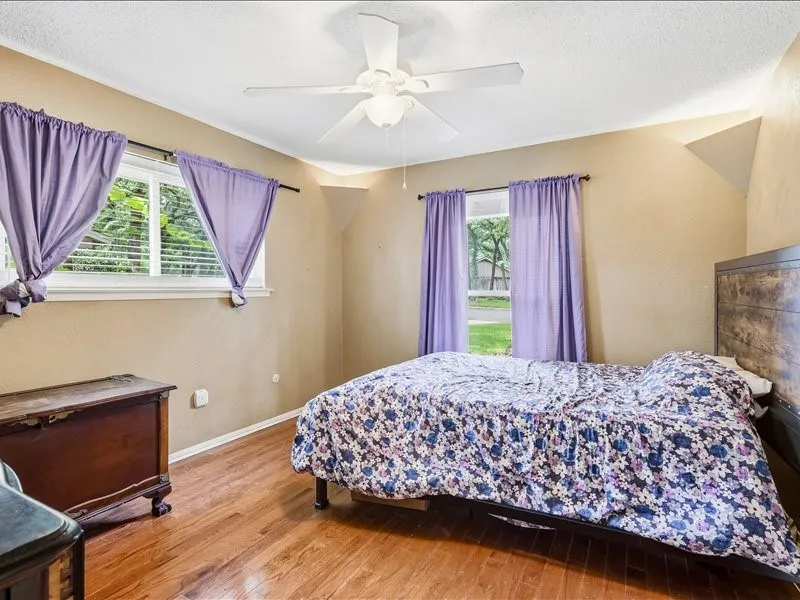 Single Family Residence For Sale in Tarrant County , 200 Timberlane Terrace, Euless, Texas 76039, 4 Bedroom, 2 Bathroom, Garage spaces, 2,650 Sqft, built in 1965, mls#21299740, Real Estate Agent in Euless, Homes For Sale in Tarrant county, Homes For Sale in Euless, Realtor in Euless Texas, Real Estate Brokerage Independent Realty Texas, Luminita Cordes Realtor