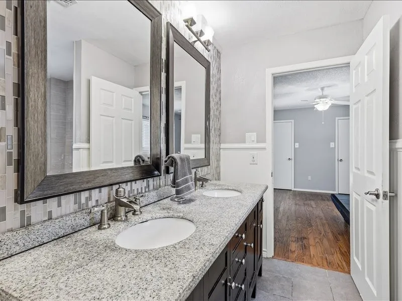 Single Family Residence For Sale in Tarrant County , 200 Timberlane Terrace, Euless, Texas 76039, 4 Bedroom, 2 Bathroom, Garage spaces, 2,650 Sqft, built in 1965, mls#21299740, Real Estate Agent in Euless, Homes For Sale in Tarrant county, Homes For Sale in Euless, Realtor in Euless Texas, Real Estate Brokerage Independent Realty Texas, Luminita Cordes Realtor