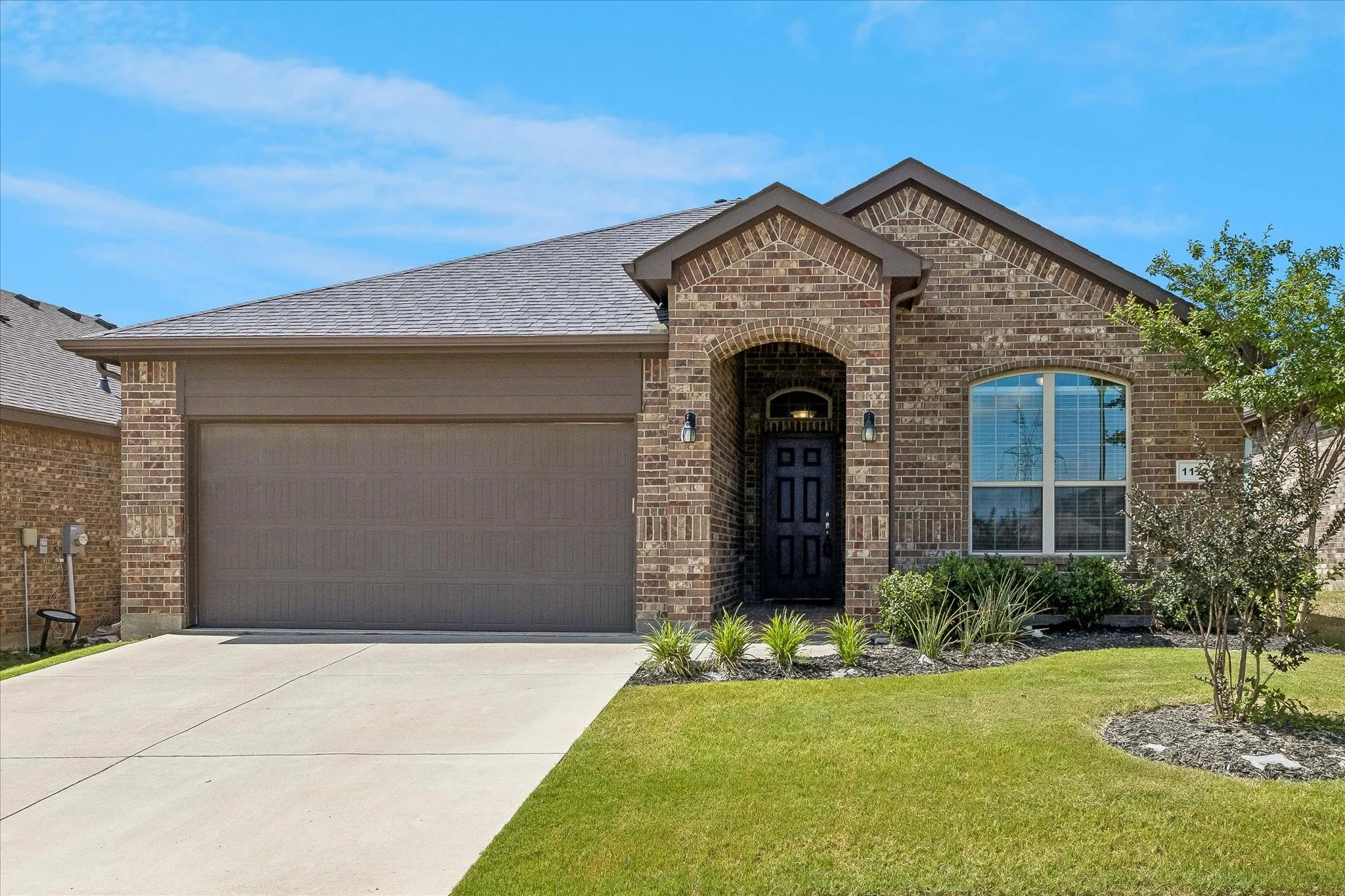 Single Family Residence For Sale in Tarrant County , 1112 Bowlus Drive, Fort Worth, Texas 76177, 3 Bedroom, 2 Bathroom, 2 Garage spaces, 1,656 Sqft, built in 2017, mls#21301651, Real Estate Agent in Fort Worth, Homes For Sale in Tarrant county, Homes For Sale in Fort Worth, Realtor in Fort Worth Texas, Real Estate Brokerage Independent Realty Texas, Luminita Cordes Realtor