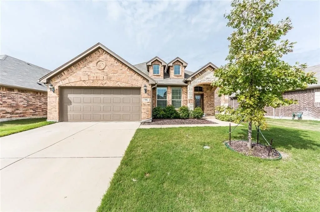 Single Family Residence For Rent in Denton County , 508 Cypress Hill Drive, Little Elm, Texas 75068, 3 Bedroom, 2 Bathroom, 2 Garage spaces, 2,187 Sqft, built in 2014, mls#21300872, Real Estate Agent in Little Elm, Homes For Rent in Denton county, Homes For Rent in Little Elm, Realtor in Little Elm Texas, Real Estate Brokerage Independent Realty Texas, Luminita Cordes Realtor