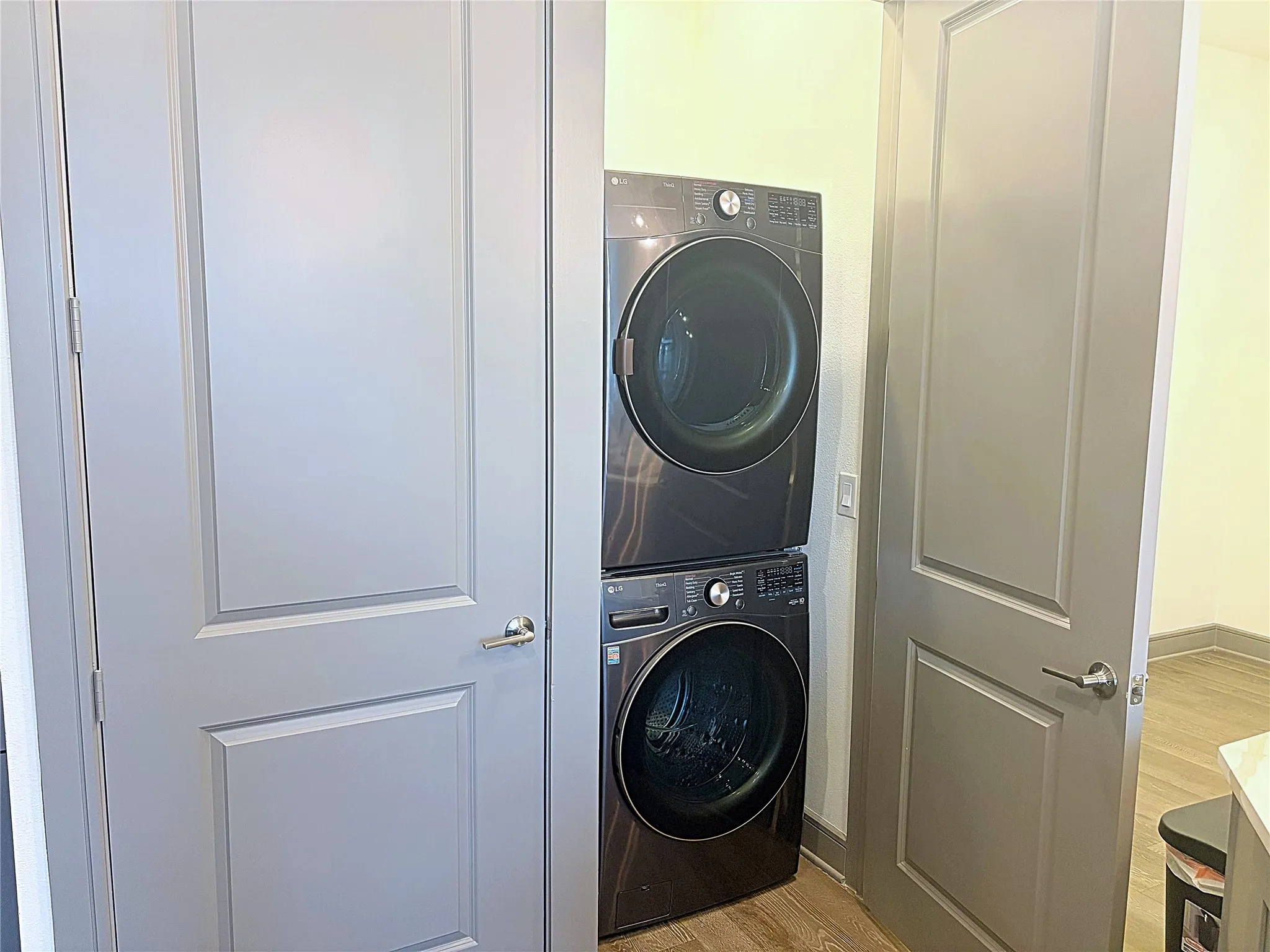 Condominium For Sale in Denton County , 2700 Old Denton Road 3311, Carrollton, Texas 75007, 1 Bedroom, 1 Bathroom, Garage spaces, 835 Sqft, built in 2020, mls#21301168, Real Estate Agent in Carrollton, Homes For Sale in Denton county, Homes For Sale in Carrollton, Realtor in Carrollton Texas, Real Estate Brokerage Independent Realty Texas, Luminita Cordes Realtor