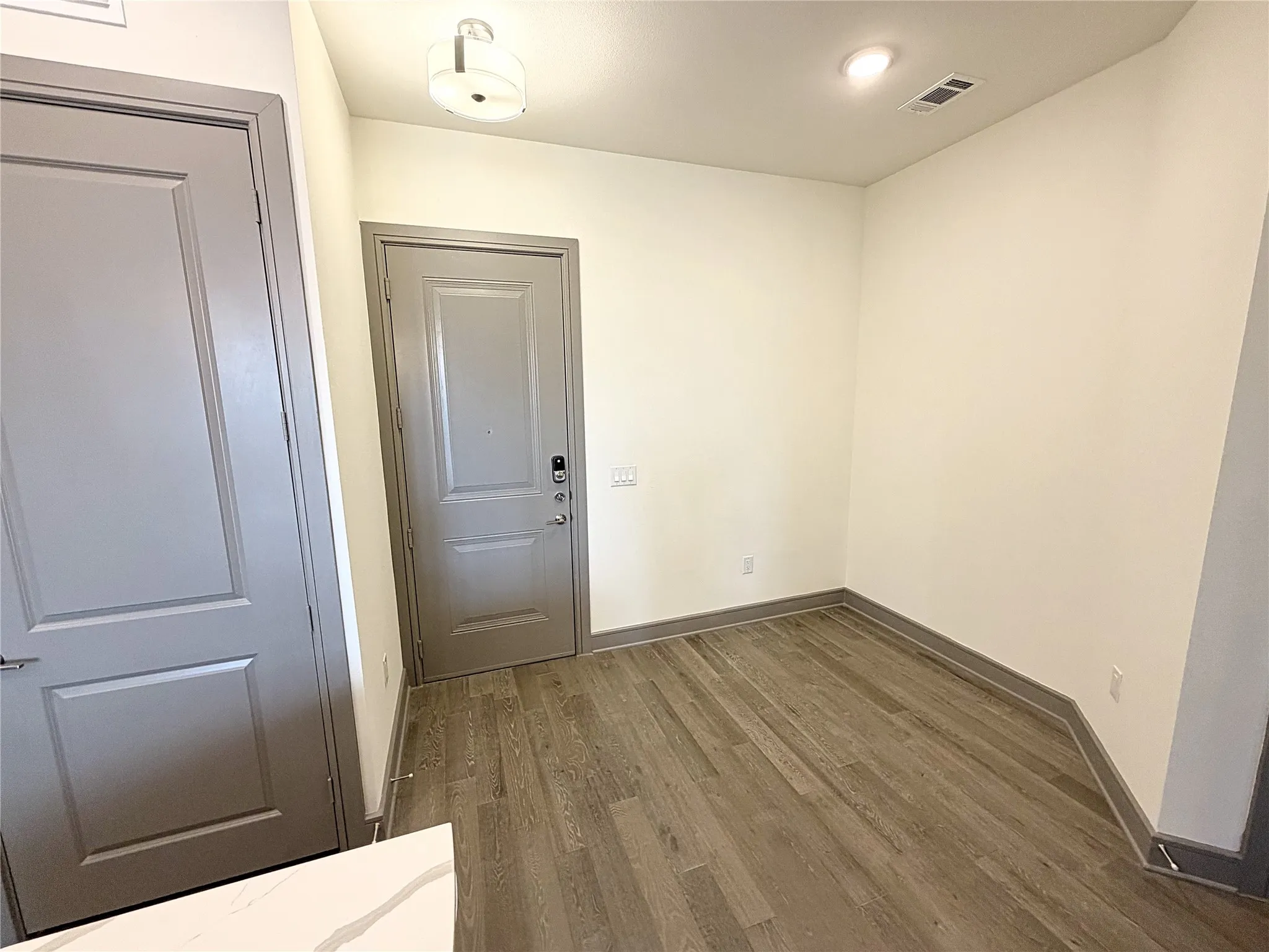 Condominium For Sale in Denton County , 2700 Old Denton Road 3311, Carrollton, Texas 75007, 1 Bedroom, 1 Bathroom, Garage spaces, 835 Sqft, built in 2020, mls#21301168, Real Estate Agent in Carrollton, Homes For Sale in Denton county, Homes For Sale in Carrollton, Realtor in Carrollton Texas, Real Estate Brokerage Independent Realty Texas, Luminita Cordes Realtor