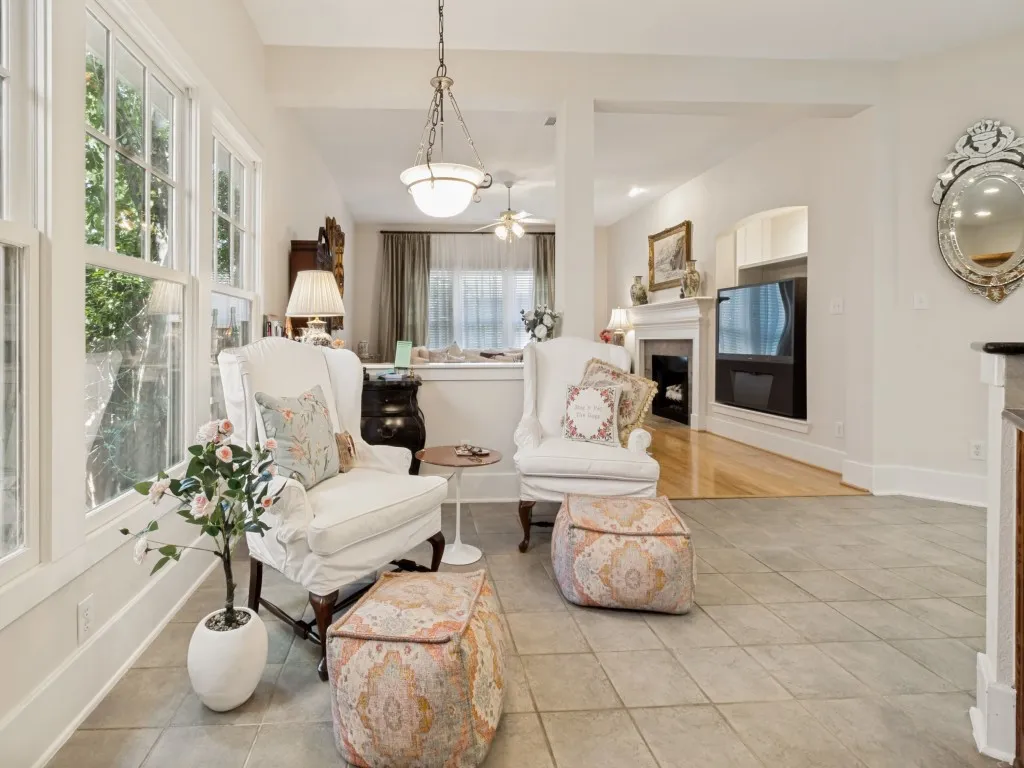 large table will fit in this sun drenched spot open to kitchen with a view of the
tv in living room