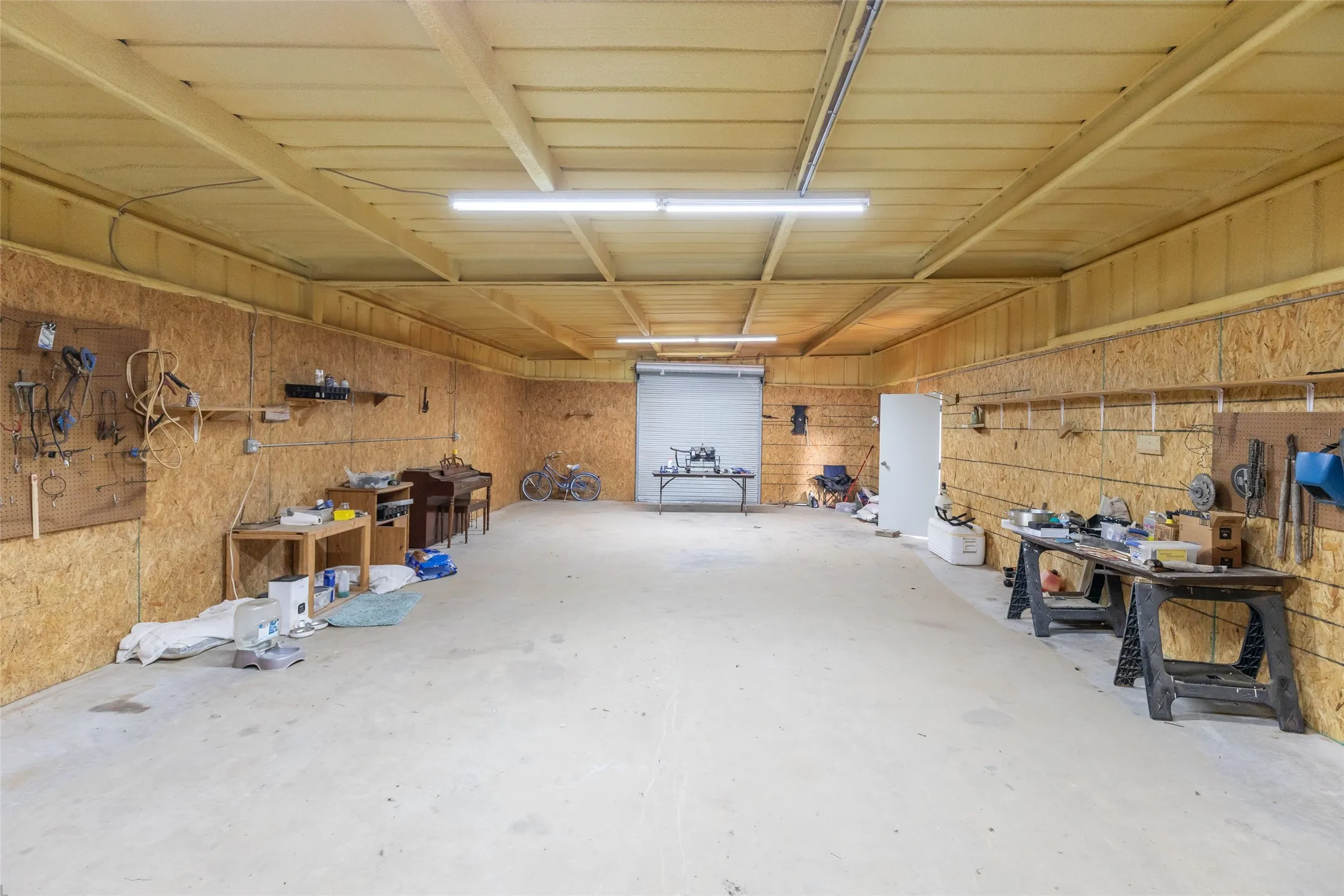 Farm For Sale in Callahan County , 523 S Hays Road, Clyde, Texas 79510, 4 Bedroom, 3 Bathroom, 1 Garage spaces, 3,030 Sqft, built in 2007, Price $949,000, mls#21301657, Real Estate Agent in Clyde, Homes For Sale in Callahan county, Homes For Sale in Clyde, Realtor in Clyde Texas, Real Estate Brokerage Independent Realty Texas, Luminita Cordes Realtor