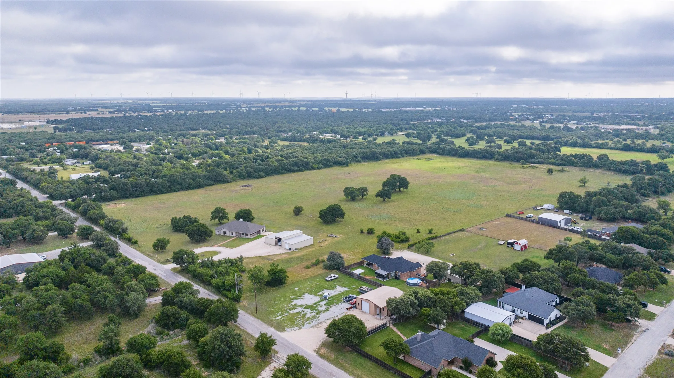 Farm For Sale in Callahan County , 523 S Hays Road, Clyde, Texas 79510, 4 Bedroom, 3 Bathroom, 1 Garage spaces, 3,030 Sqft, built in 2007, Price $949,000, mls#21301657, Real Estate Agent in Clyde, Homes For Sale in Callahan county, Homes For Sale in Clyde, Realtor in Clyde Texas, Real Estate Brokerage Independent Realty Texas, Luminita Cordes Realtor