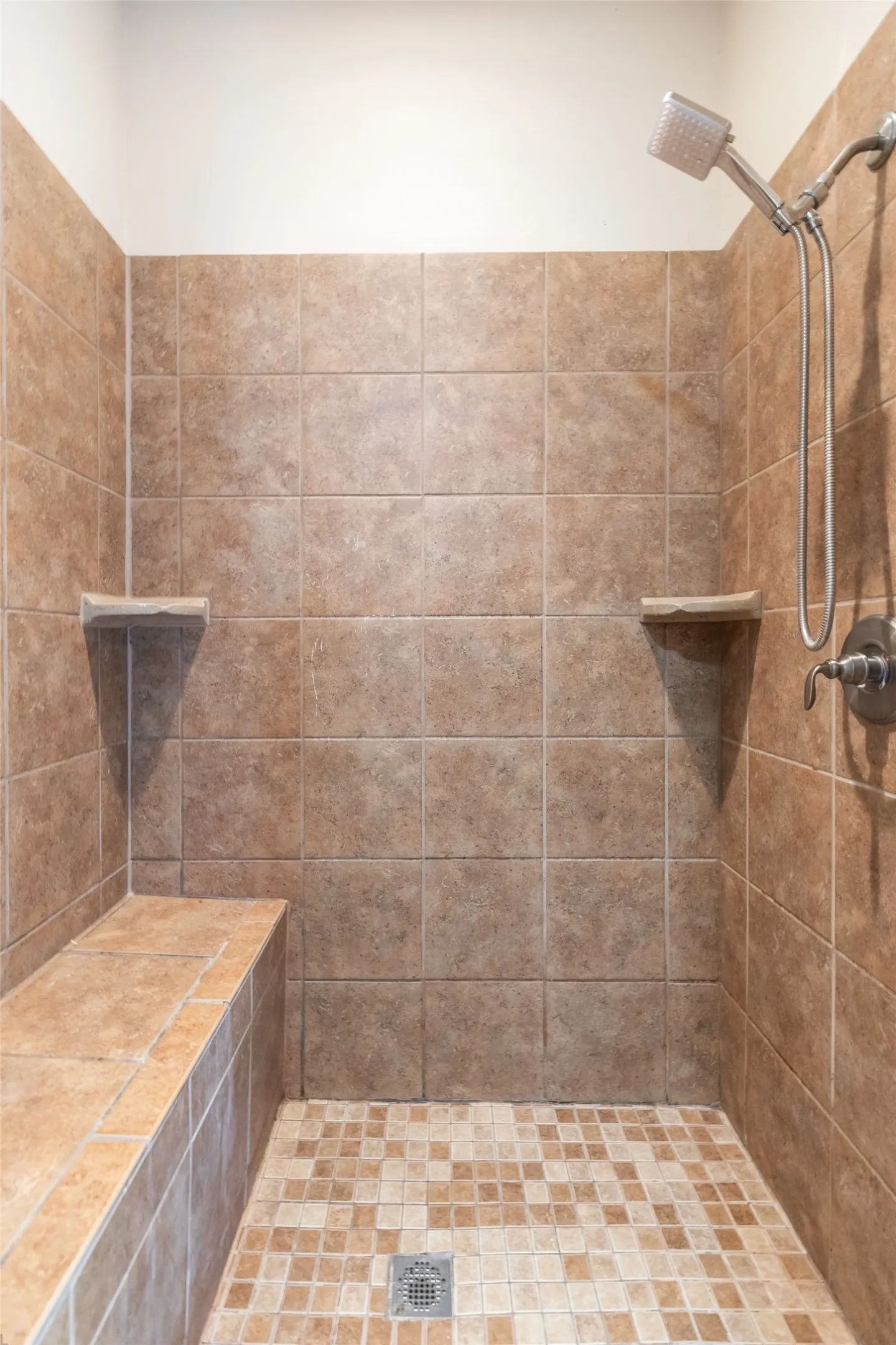 Farm For Sale in Callahan County , 523 S Hays Road, Clyde, Texas 79510, 4 Bedroom, 3 Bathroom, 1 Garage spaces, 3,030 Sqft, built in 2007, Price $949,000, mls#21301657, Real Estate Agent in Clyde, Homes For Sale in Callahan county, Homes For Sale in Clyde, Realtor in Clyde Texas, Real Estate Brokerage Independent Realty Texas, Luminita Cordes Realtor