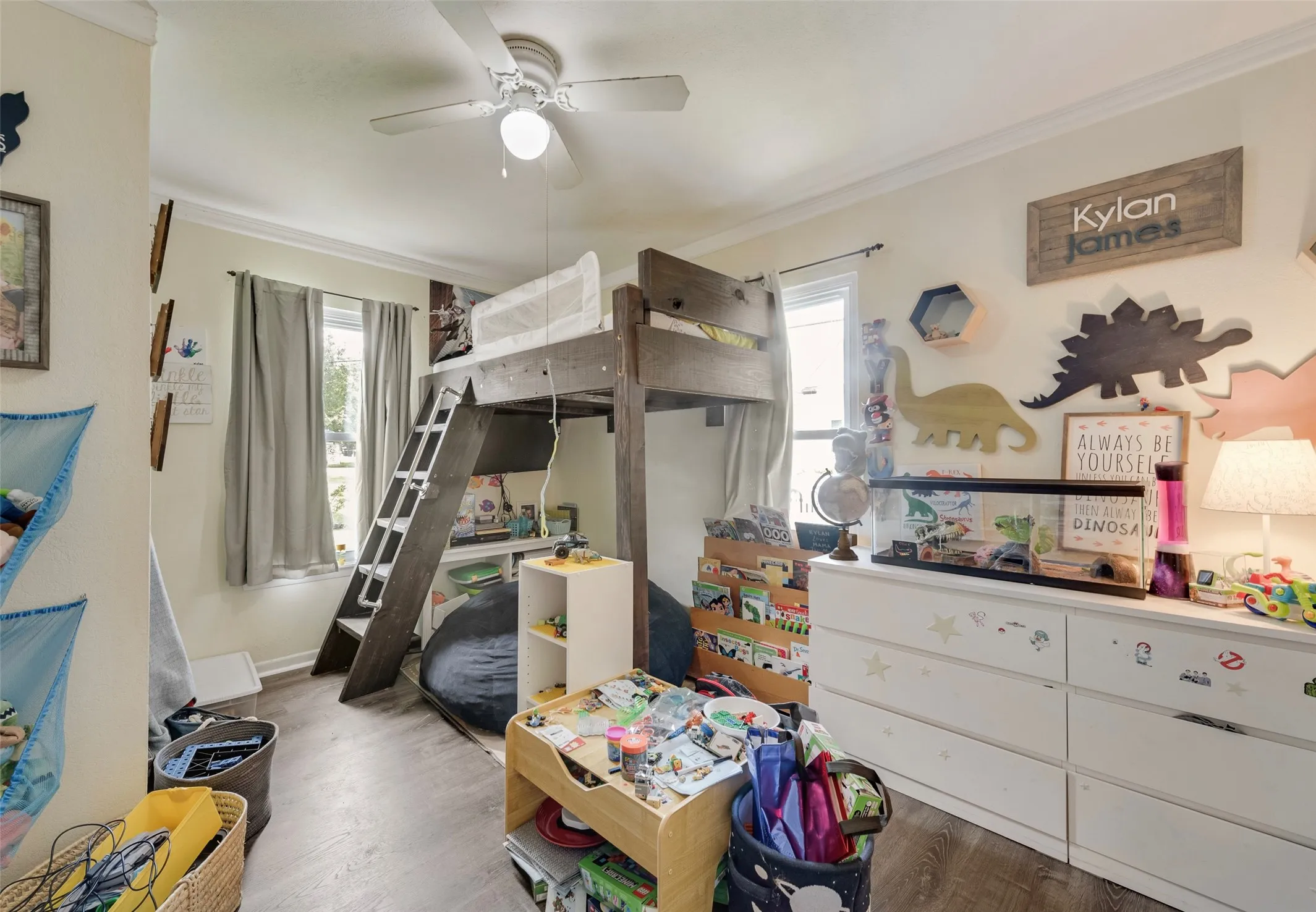 Single Family Residence For Sale in Ellis County , 405 Pecan Street, Forreston, Texas 76041, 3 Bedroom, 2 Bathroom, 2 Garage spaces, 1,365 Sqft, built in 1955, mls#21301669, Real Estate Agent in Forreston, Homes For Sale in Ellis county, Homes For Sale in Forreston, Realtor in Forreston Texas, Real Estate Brokerage Independent Realty Texas, Luminita Cordes Realtor