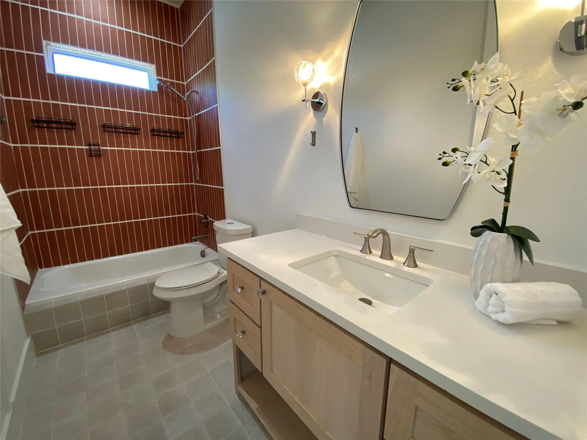 Townhouse For Rent in Dallas County , 807 S Glasgow, Dallas, Texas 75223, 3 Bedrooms, 3 Bathrooms, 2 Garage spaces, 2,342 Sqft, built in 2024, Price $3,950, mls#21301685, Real Estate Agent in Dallas, Homes For Rent in Dallas county, Homes For Rent in Dallas, Realtor in Dallas Texas, Real Estate Brokerage Independent Realty Texas, Luminita Cordes Realtor