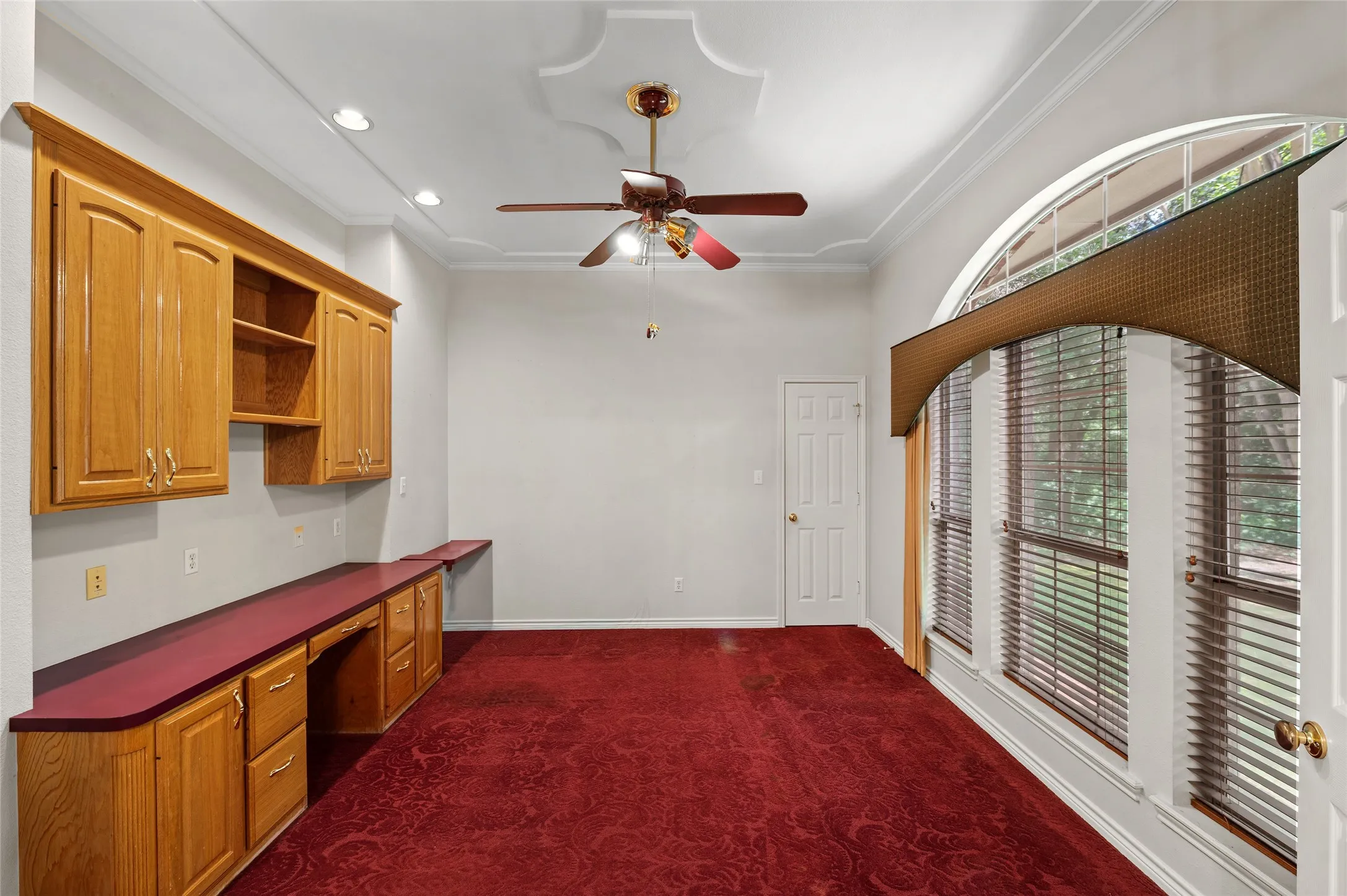 Single Family Residence For Sale in Wood County , 605 County road 2310, Mineola, Texas 75773, 3 Bedroom, 3 Bathroom, 2 Garage spaces, 2,472 Sqft, built in 1985, mls#21301704, Real Estate Agent in Mineola, Homes For Sale in Wood county, Homes For Sale in Mineola, Realtor in Mineola Texas, Real Estate Brokerage Independent Realty Texas, Luminita Cordes Realtor
