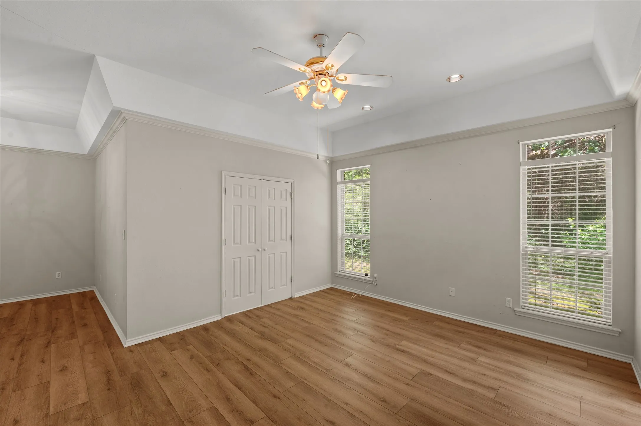 Single Family Residence For Sale in Wood County , 605 County road 2310, Mineola, Texas 75773, 3 Bedroom, 3 Bathroom, 2 Garage spaces, 2,472 Sqft, built in 1985, mls#21301704, Real Estate Agent in Mineola, Homes For Sale in Wood county, Homes For Sale in Mineola, Realtor in Mineola Texas, Real Estate Brokerage Independent Realty Texas, Luminita Cordes Realtor