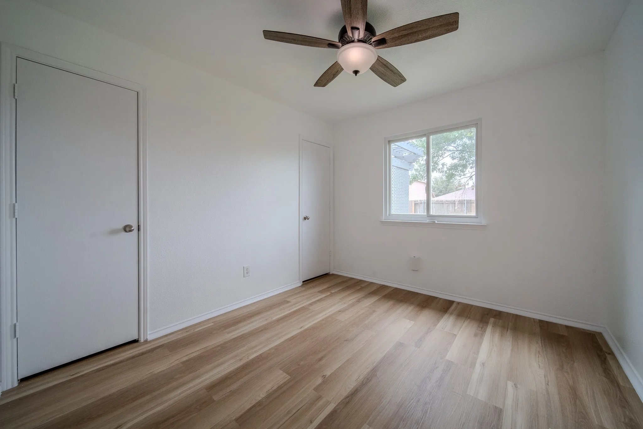 Single Family Residence For Rent in Collin County , 2037 Cedar Trail, Anna, Texas 75409, 4 Bedroom, 2 Bathroom, 2 Garage spaces, 1,817 Sqft, built in 2008, mls#21301706, Real Estate Agent in Anna, Homes For Rent in Collin county, Homes For Rent in Anna, Realtor in Anna Texas, Real Estate Brokerage Independent Realty Texas, Luminita Cordes Realtor