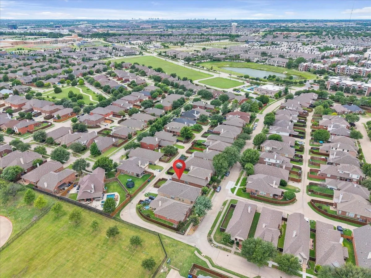 Single Family Residence For Sale in Collin County , 5905 Chisholm Trail, Mc Kinney, Texas 75070, 4 Bedroom, 2 Bathroom, 2 Garage spaces, 2,223 Sqft, built in 2008, mls#21301543, Real Estate Agent in Mc Kinney, Homes For Sale in Collin county, Homes For Sale in Mc Kinney, Realtor in Mc Kinney Texas, Real Estate Brokerage Independent Realty Texas, Luminita Cordes Realtor