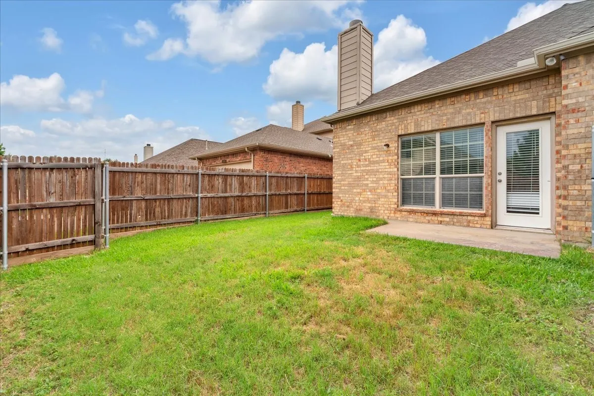 Single Family Residence For Sale in Collin County , 5905 Chisholm Trail, Mc Kinney, Texas 75070, 4 Bedroom, 2 Bathroom, 2 Garage spaces, 2,223 Sqft, built in 2008, mls#21301543, Real Estate Agent in Mc Kinney, Homes For Sale in Collin county, Homes For Sale in Mc Kinney, Realtor in Mc Kinney Texas, Real Estate Brokerage Independent Realty Texas, Luminita Cordes Realtor