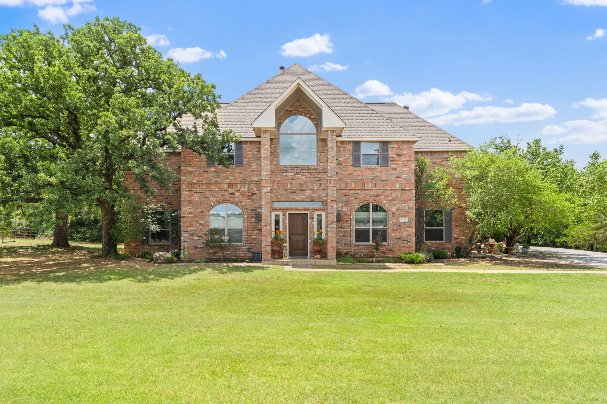 Single Family Residence For Sale in Denton County , 2530 Church Drive, Corinth, Texas 76210, 4 Bedrooms, 4 Bathrooms, 3 Garage spaces, 3,486 Sqft, built in 1995, Price $2,290,000, mls#21297897, Real Estate Agent in Corinth, Homes For Sale in Denton county, Homes For Sale in Corinth, Realtor in Corinth Texas, Real Estate Brokerage Independent Realty Texas, Luminita Cordes Realtor