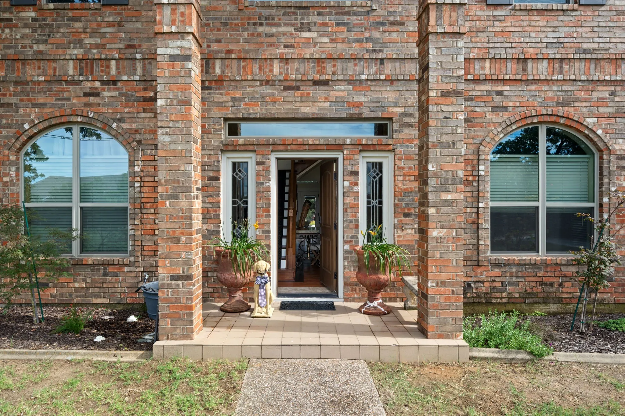 Single Family Residence For Sale in Denton County , 2530 Church Drive, Corinth, Texas 76210, 4 Bedrooms, 4 Bathrooms, 3 Garage spaces, 3,486 Sqft, built in 1995, Price $2,290,000, mls#21297897, Real Estate Agent in Corinth, Homes For Sale in Denton county, Homes For Sale in Corinth, Realtor in Corinth Texas, Real Estate Brokerage Independent Realty Texas, Luminita Cordes Realtor