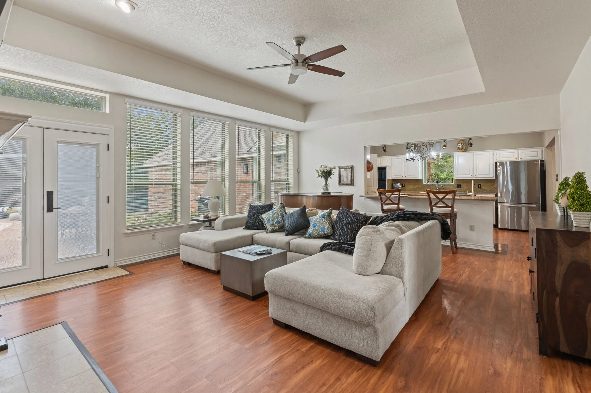 Single Family Residence For Sale in Denton County , 2530 Church Drive, Corinth, Texas 76210, 4 Bedrooms, 4 Bathrooms, 3 Garage spaces, 3,486 Sqft, built in 1995, Price $2,290,000, mls#21297897, Real Estate Agent in Corinth, Homes For Sale in Denton county, Homes For Sale in Corinth, Realtor in Corinth Texas, Real Estate Brokerage Independent Realty Texas, Luminita Cordes Realtor