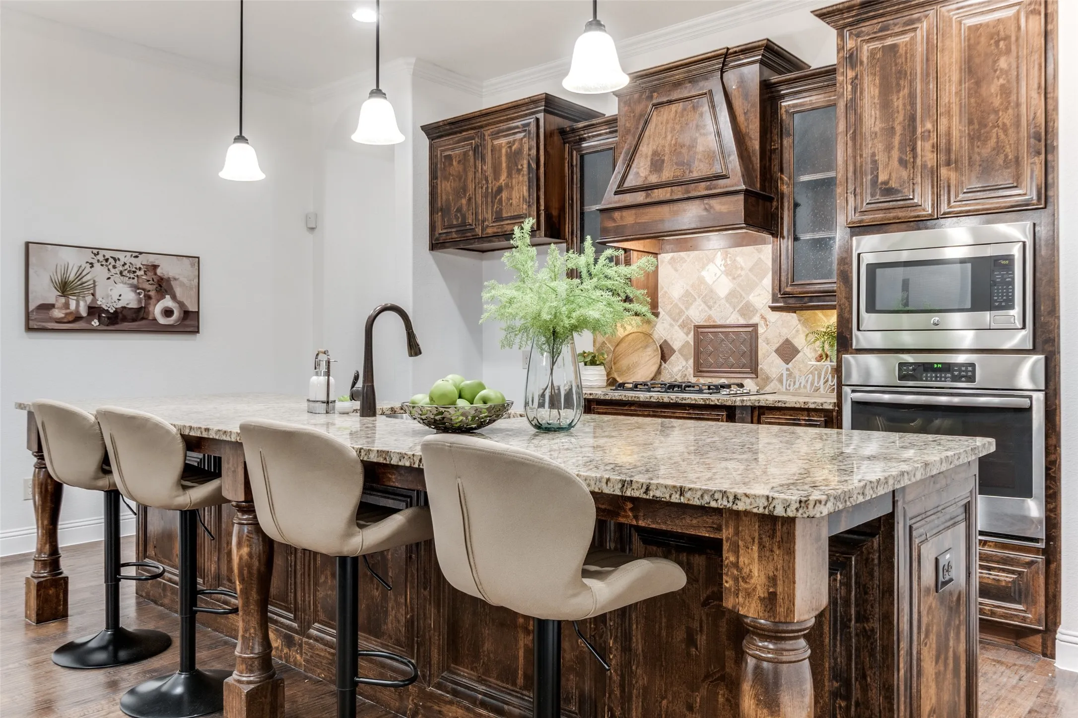Townhouse For Sale in Dallas County , 3004 Zenia Drive, Dallas, Texas 75204, 3 Bedrooms, 3 Bathrooms, 2 Garage spaces, 1,909 Sqft, built in 2012, Price $499,000, mls#21300967, Real Estate Agent in Dallas, Homes For Sale in Dallas county, Homes For Sale in Dallas, Realtor in Dallas Texas, Real Estate Brokerage Independent Realty Texas, Luminita Cordes Realtor
