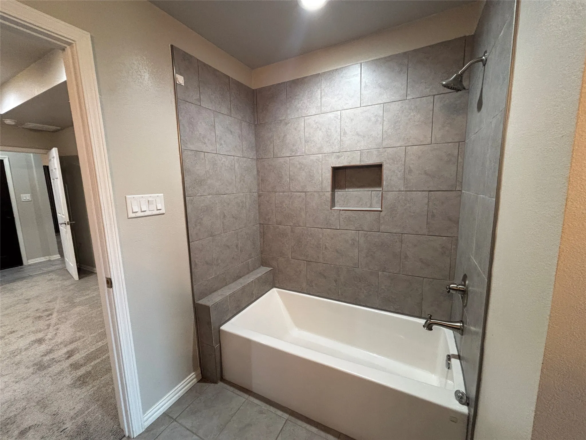 Single Family Residence For Sale in Parker County , 621 N Avenue B, Springtown, Texas 76082, 3 Bedroom, 2 Bathroom, 2 Garage spaces, 1,582 Sqft, built in 2019, mls#21301630, Real Estate Agent in Springtown, Homes For Sale in Parker county, Homes For Sale in Springtown, Realtor in Springtown Texas, Real Estate Brokerage Independent Realty Texas, Luminita Cordes Realtor
