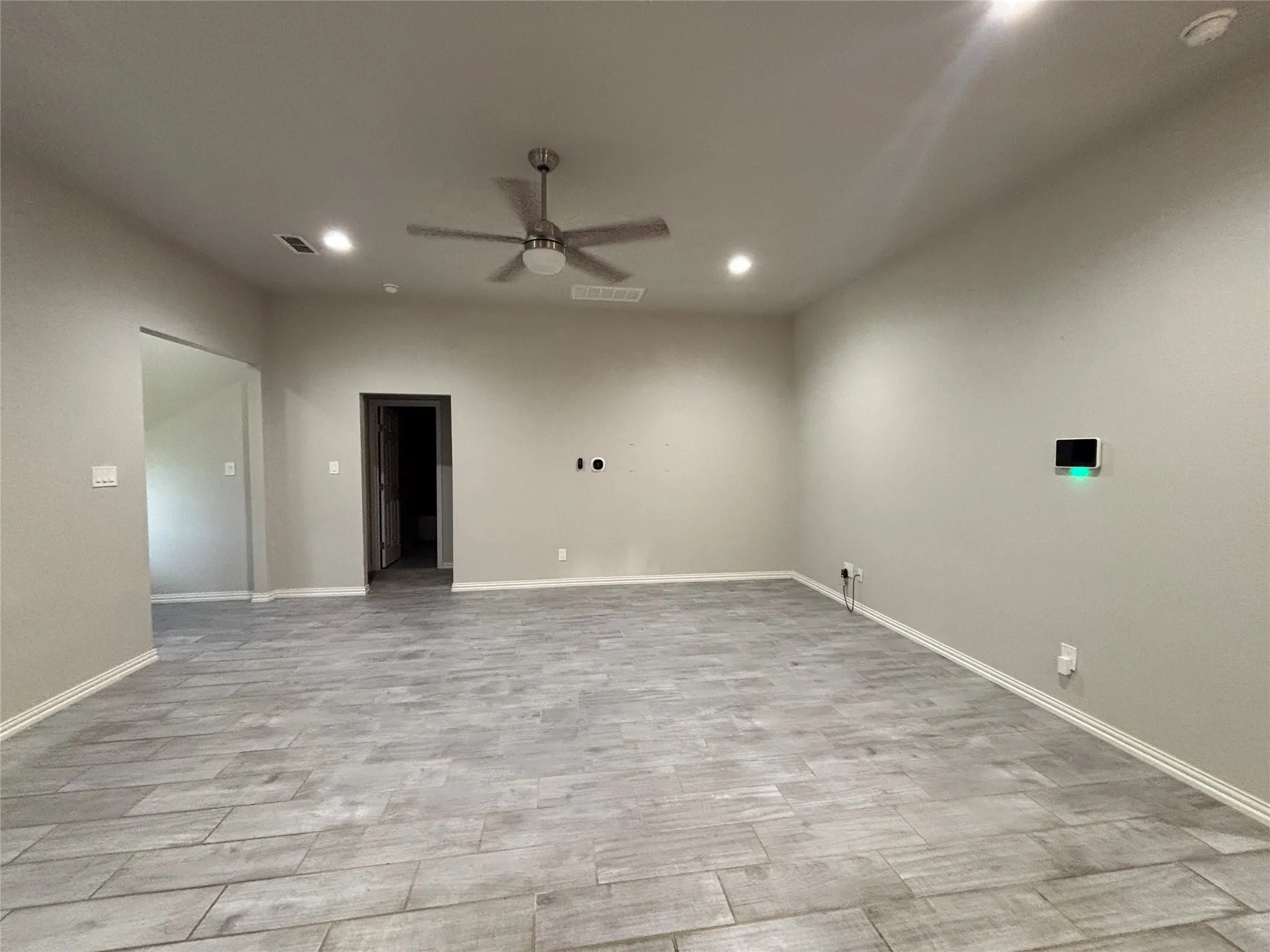 Single Family Residence For Sale in Parker County , 621 N Avenue B, Springtown, Texas 76082, 3 Bedroom, 2 Bathroom, 2 Garage spaces, 1,582 Sqft, built in 2019, mls#21301630, Real Estate Agent in Springtown, Homes For Sale in Parker county, Homes For Sale in Springtown, Realtor in Springtown Texas, Real Estate Brokerage Independent Realty Texas, Luminita Cordes Realtor