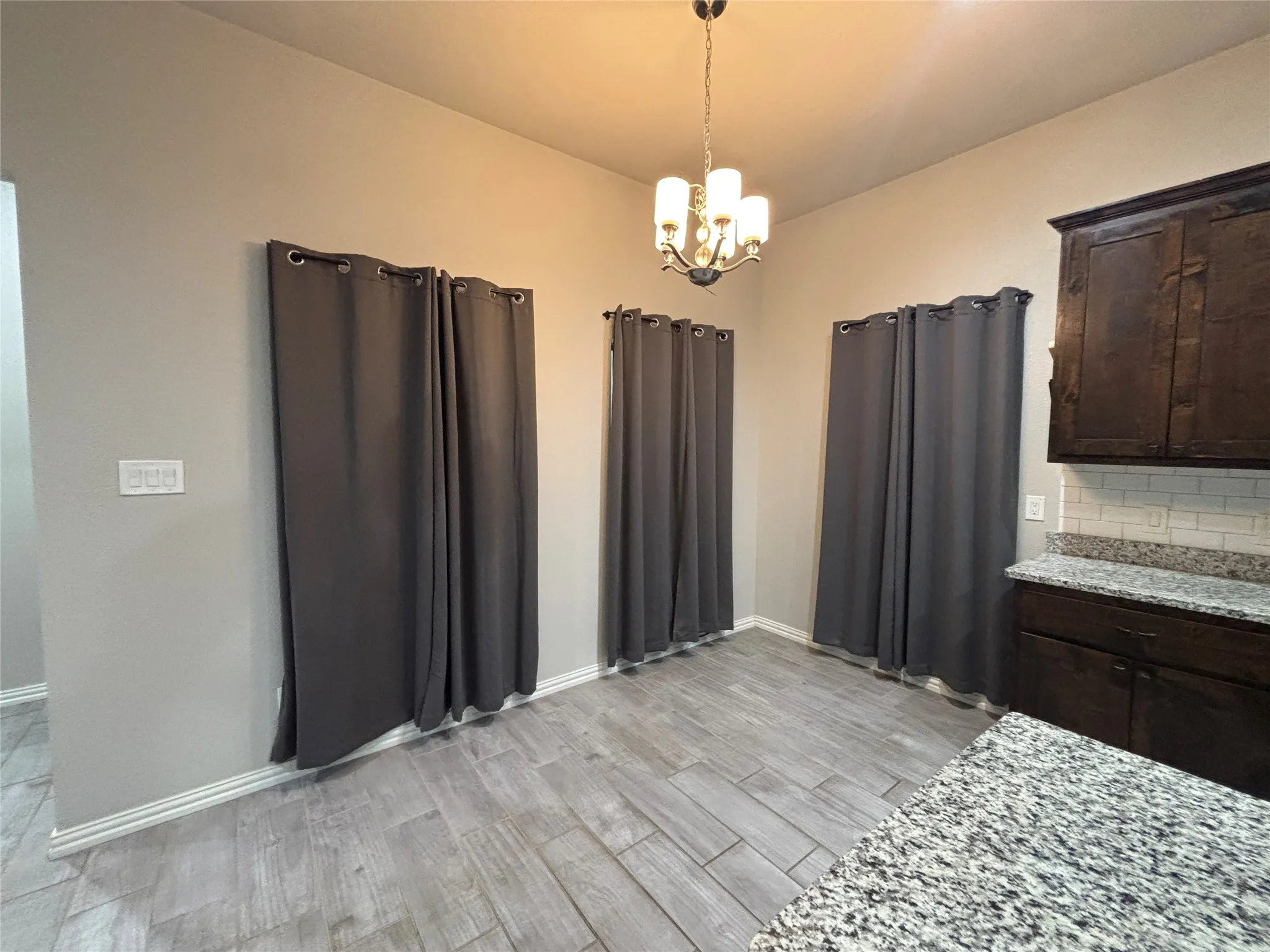 Single Family Residence For Sale in Parker County , 621 N Avenue B, Springtown, Texas 76082, 3 Bedroom, 2 Bathroom, 2 Garage spaces, 1,582 Sqft, built in 2019, mls#21301630, Real Estate Agent in Springtown, Homes For Sale in Parker county, Homes For Sale in Springtown, Realtor in Springtown Texas, Real Estate Brokerage Independent Realty Texas, Luminita Cordes Realtor