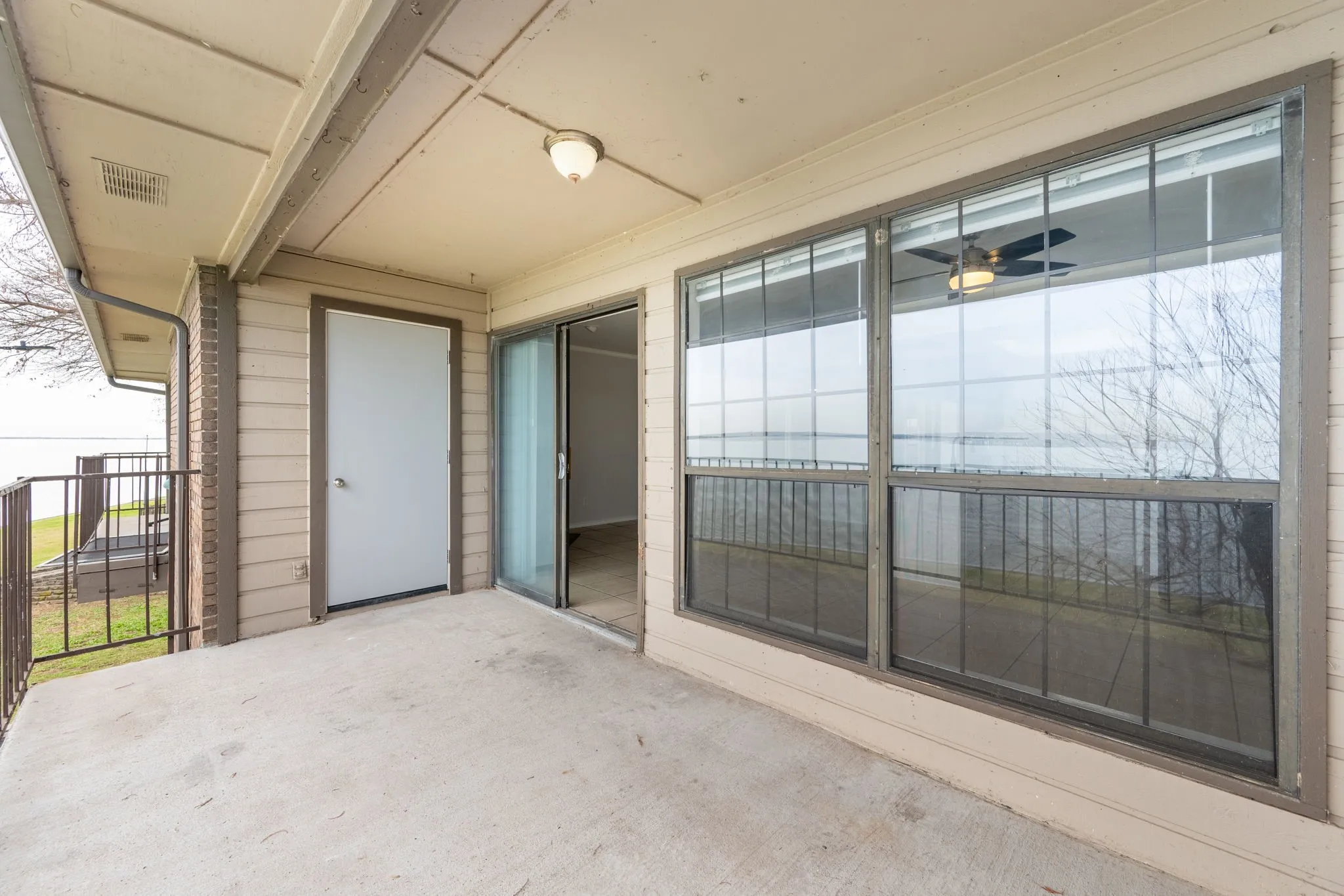 Condominium For Rent in Dallas County , 4552 Chaha Road 205, Garland, Texas 75043, 2 Bedroom, 2 Bathroom, Garage spaces, 943 Sqft, built in 1981, mls#21301751, Real Estate Agent in Garland, Homes For Rent in Dallas county, Homes For Rent in Garland, Realtor in Garland Texas, Real Estate Brokerage Independent Realty Texas, Luminita Cordes Realtor