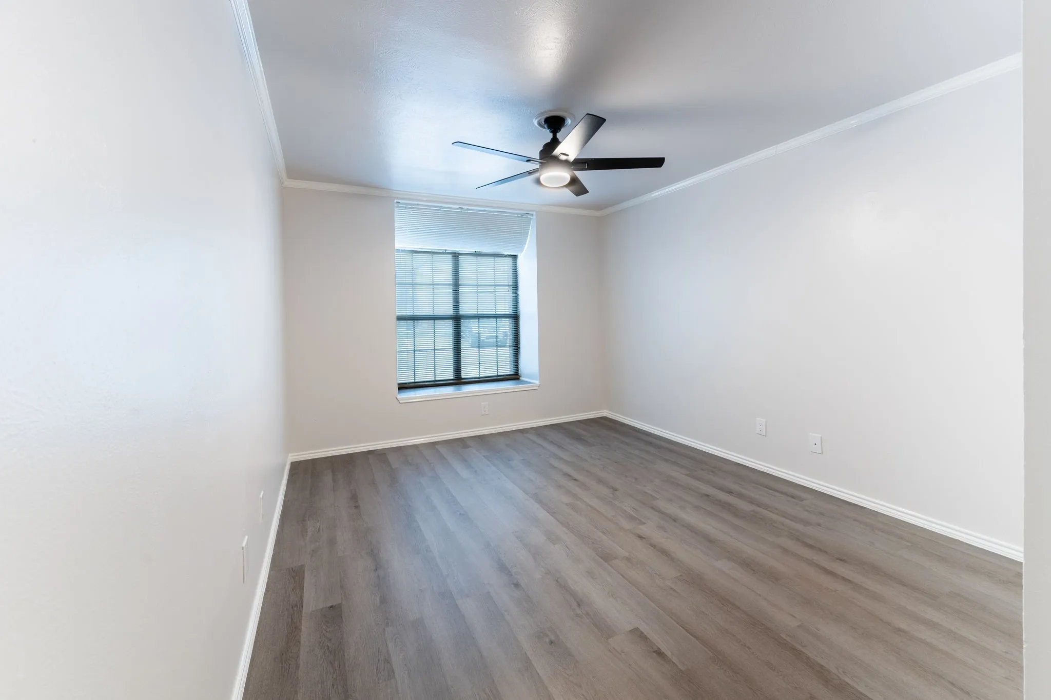 Condominium For Rent in Dallas County , 4552 Chaha Road 205, Garland, Texas 75043, 2 Bedroom, 2 Bathroom, Garage spaces, 943 Sqft, built in 1981, mls#21301751, Real Estate Agent in Garland, Homes For Rent in Dallas county, Homes For Rent in Garland, Realtor in Garland Texas, Real Estate Brokerage Independent Realty Texas, Luminita Cordes Realtor