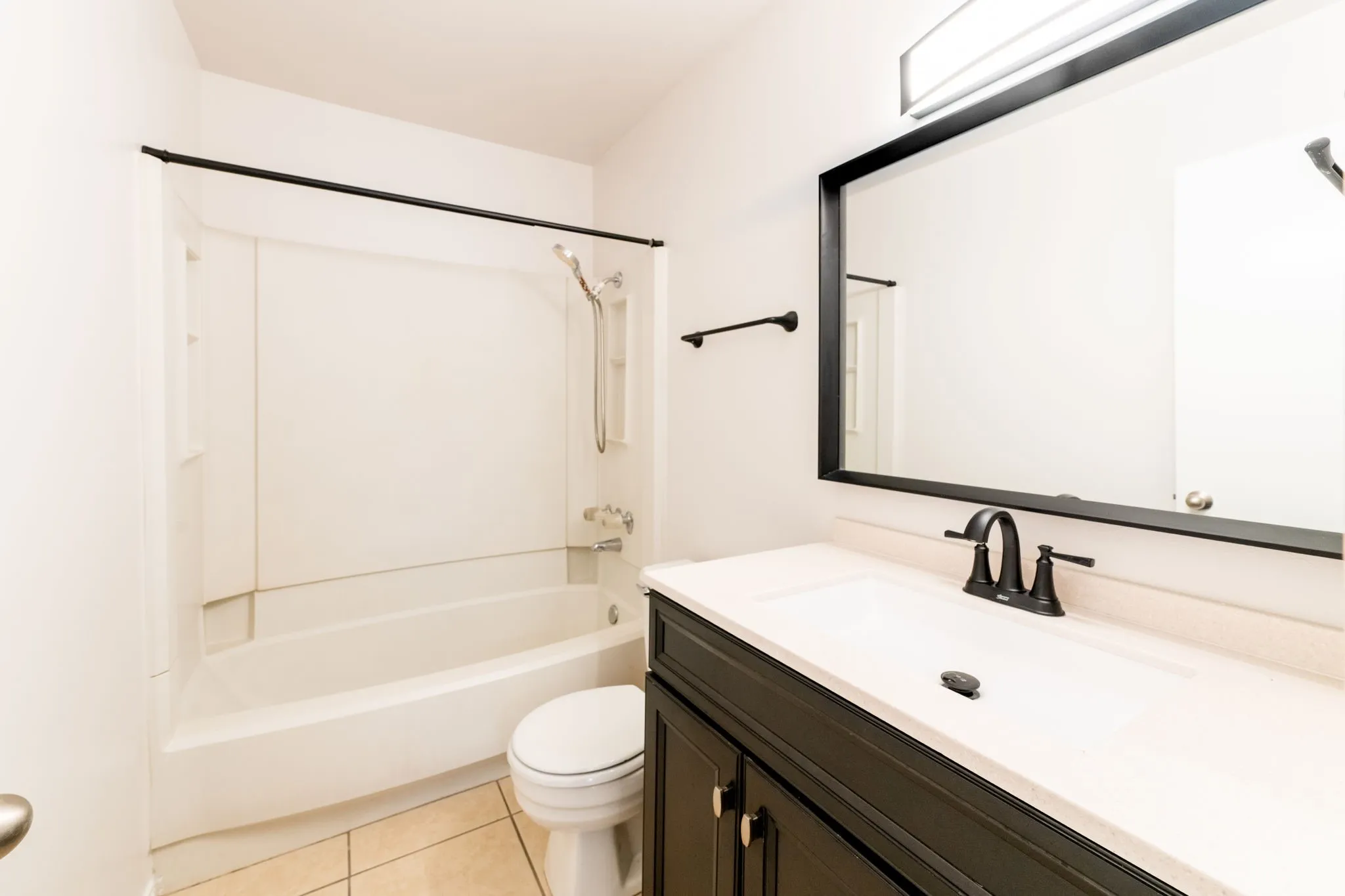 Condominium For Rent in Dallas County , 4552 Chaha Road 205, Garland, Texas 75043, 2 Bedroom, 2 Bathroom, Garage spaces, 943 Sqft, built in 1981, mls#21301751, Real Estate Agent in Garland, Homes For Rent in Dallas county, Homes For Rent in Garland, Realtor in Garland Texas, Real Estate Brokerage Independent Realty Texas, Luminita Cordes Realtor