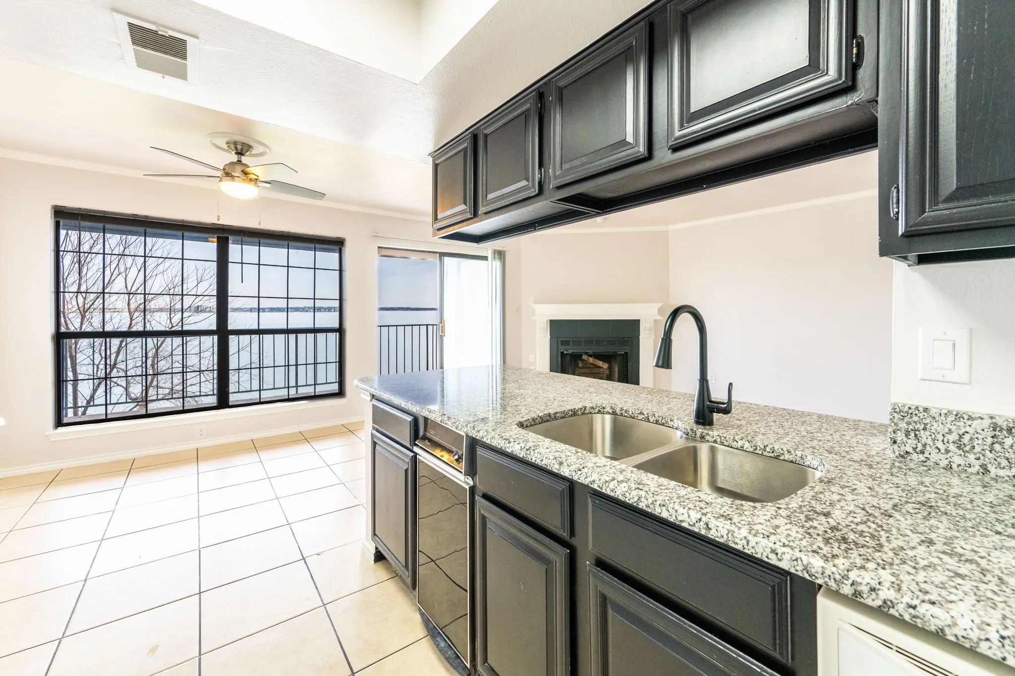 Condominium For Rent in Dallas County , 4552 Chaha Road 205, Garland, Texas 75043, 2 Bedroom, 2 Bathroom, Garage spaces, 943 Sqft, built in 1981, mls#21301751, Real Estate Agent in Garland, Homes For Rent in Dallas county, Homes For Rent in Garland, Realtor in Garland Texas, Real Estate Brokerage Independent Realty Texas, Luminita Cordes Realtor