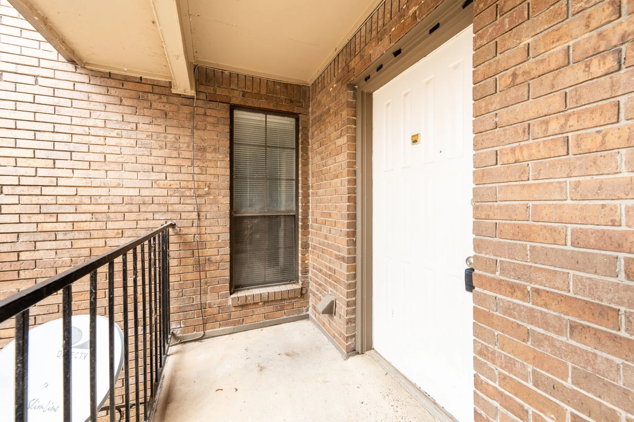 Condominium For Rent in Dallas County , 4552 Chaha Road 205, Garland, Texas 75043, 2 Bedroom, 2 Bathroom, Garage spaces, 943 Sqft, built in 1981, mls#21301751, Real Estate Agent in Garland, Homes For Rent in Dallas county, Homes For Rent in Garland, Realtor in Garland Texas, Real Estate Brokerage Independent Realty Texas, Luminita Cordes Realtor