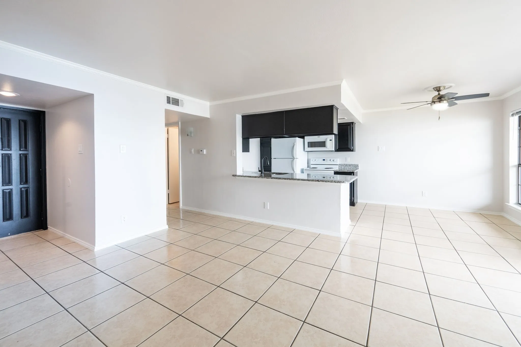 Condominium For Rent in Dallas County , 4552 Chaha Road 205, Garland, Texas 75043, 2 Bedroom, 2 Bathroom, Garage spaces, 943 Sqft, built in 1981, mls#21301751, Real Estate Agent in Garland, Homes For Rent in Dallas county, Homes For Rent in Garland, Realtor in Garland Texas, Real Estate Brokerage Independent Realty Texas, Luminita Cordes Realtor