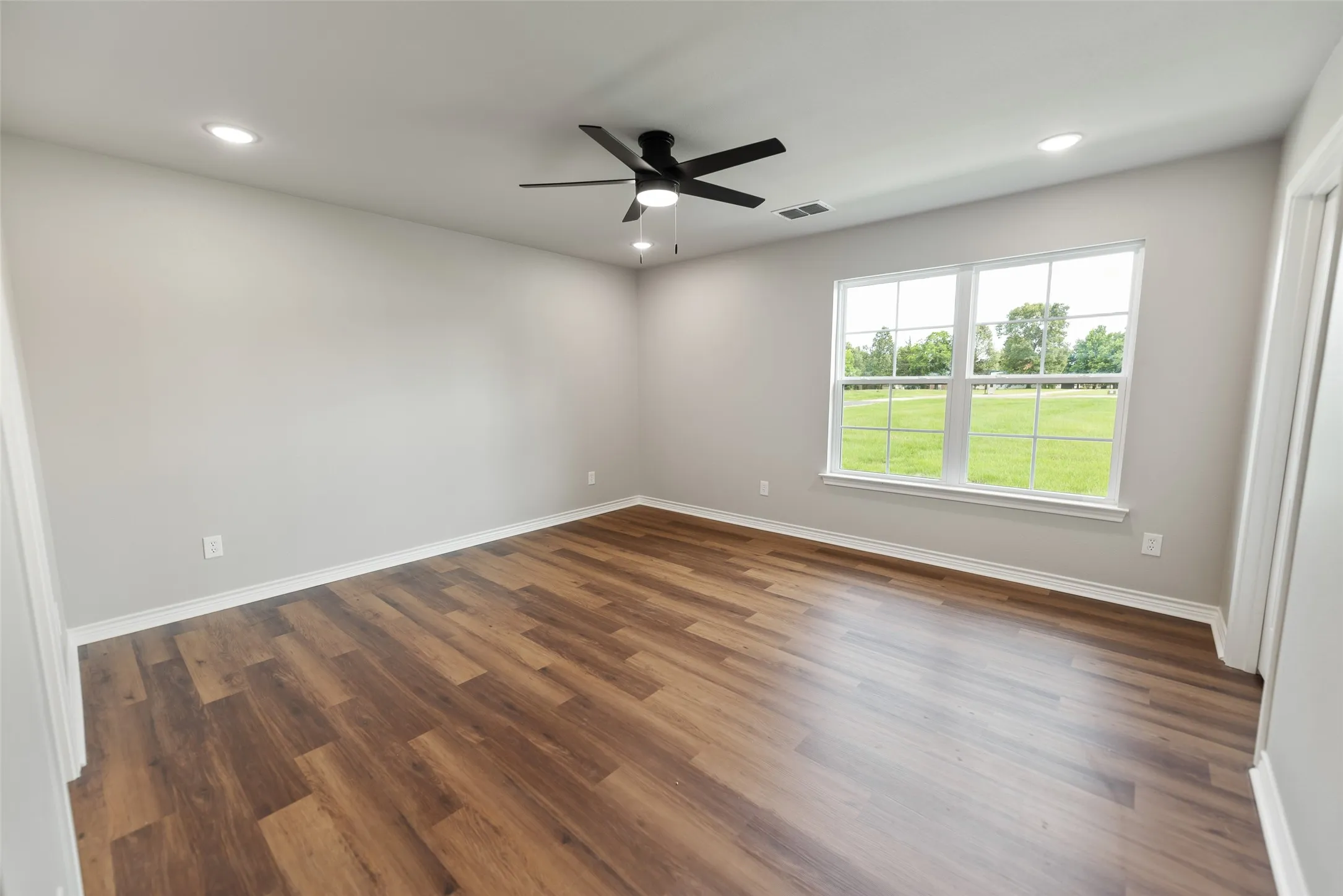 Single Family Residence For Sale in Titus County , 265 PR 2724, Mt Pleasant, Texas 75455, 4 Bedroom, 3 Bathroom, 2 Garage spaces, 2,613 Sqft, built in 2026, mls#21301655, Real Estate Agent in Mt Pleasant, Homes For Sale in Titus county, Homes For Sale in Mt Pleasant, Realtor in Mt Pleasant Texas, Real Estate Brokerage Independent Realty Texas, Luminita Cordes Realtor