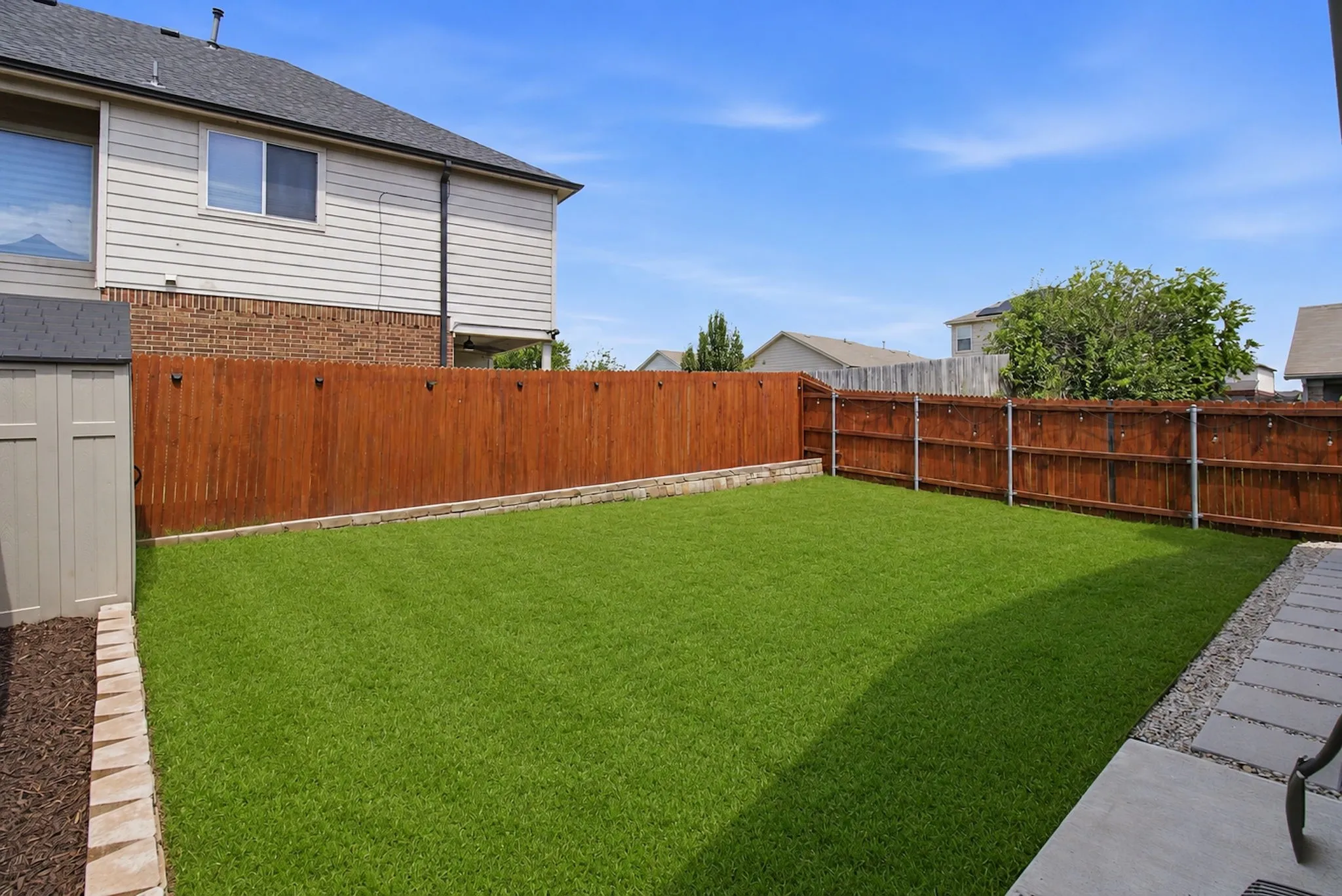 Single Family Residence For Rent in Tarrant County , 6005 Melanie Drive, Fort Worth, Texas 76131, 3 Bedroom, 2 Bathroom, 2 Garage spaces, 1,346 Sqft, built in 2006, mls#21301789, Real Estate Agent in Fort Worth, Homes For Rent in Tarrant county, Homes For Rent in Fort Worth, Realtor in Fort Worth Texas, Real Estate Brokerage Independent Realty Texas, Luminita Cordes Realtor