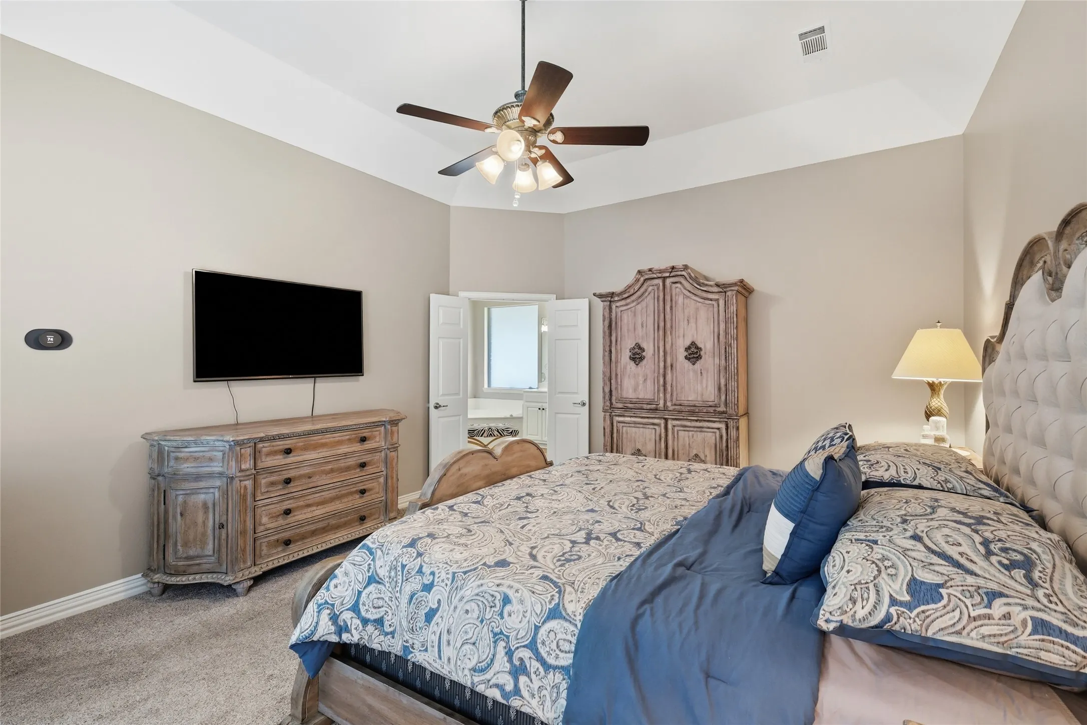 Single Family Residence For Sale in Denton County , 2705 Winthrop Hill Road, Denton, Texas 76226, 4 Bedroom, 3 Bathroom, 3 Garage spaces, 2,715 Sqft, built in 2004, mls#21301803, Real Estate Agent in Denton, Homes For Sale in Denton county, Homes For Sale in Denton, Realtor in Denton Texas, Real Estate Brokerage Independent Realty Texas, Luminita Cordes Realtor