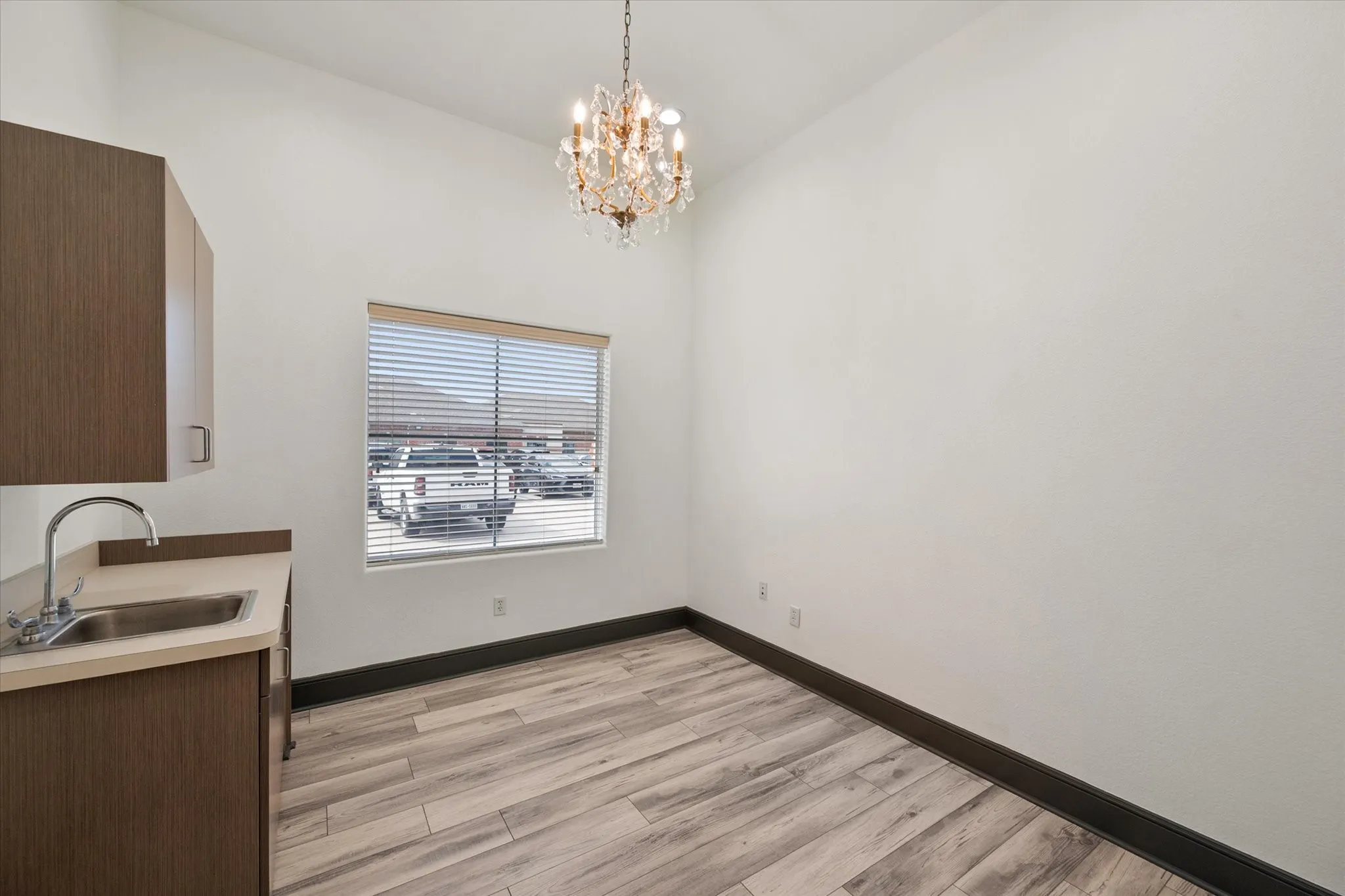 Office For Rent in Tarrant County , 309 Regency Parkway 107, Mansfield, Texas 76063, 0, 0, Garage spaces, 0 Sqft, built in 2006, Price $1,200, mls#21287256, Real Estate Agent in Mansfield, Homes For Rent in Tarrant county, Homes For Rent in Mansfield, Realtor in Mansfield Texas, Real Estate Brokerage Independent Realty Texas, Luminita Cordes Realtor