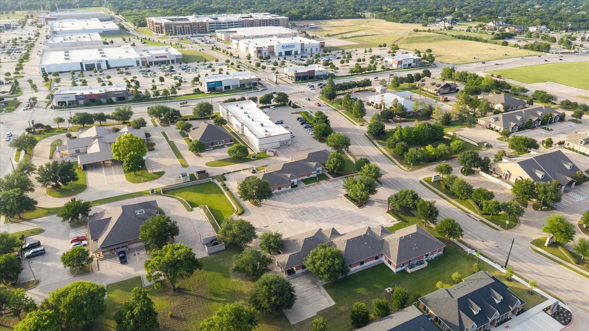 Office For Rent in Tarrant County , 309 Regency Parkway 107, Mansfield, Texas 76063, 0, 0, Garage spaces, 0 Sqft, built in 2006, Price $1,200, mls#21287256, Real Estate Agent in Mansfield, Homes For Rent in Tarrant county, Homes For Rent in Mansfield, Realtor in Mansfield Texas, Real Estate Brokerage Independent Realty Texas, Luminita Cordes Realtor