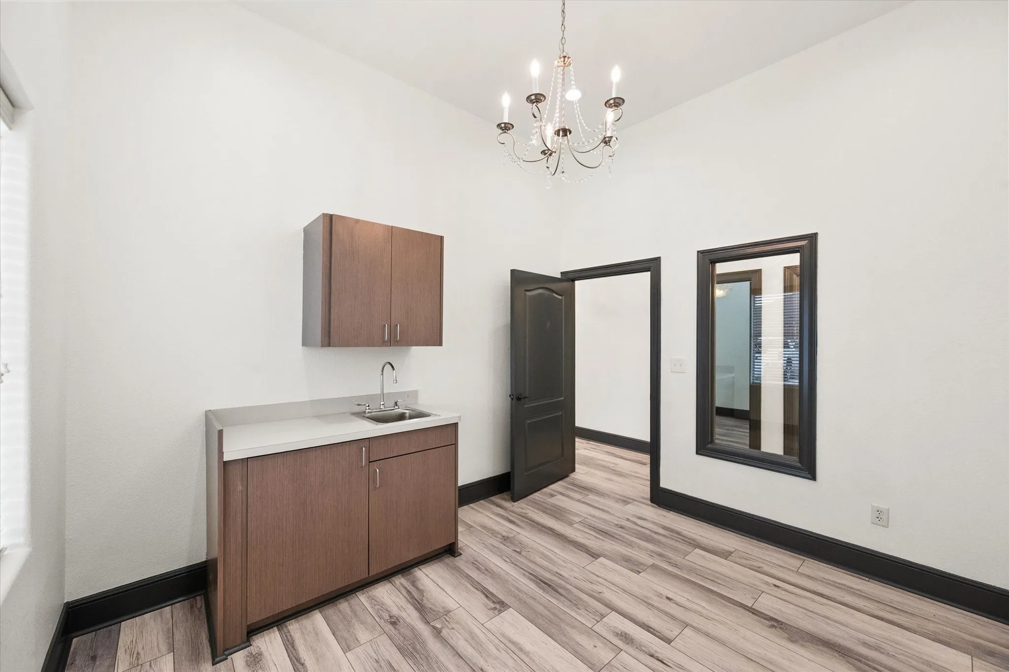 Office For Rent in Tarrant County , 309 Regency Parkway 107, Mansfield, Texas 76063, 0, 0, Garage spaces, 0 Sqft, built in 2006, Price $1,200, mls#21287256, Real Estate Agent in Mansfield, Homes For Rent in Tarrant county, Homes For Rent in Mansfield, Realtor in Mansfield Texas, Real Estate Brokerage Independent Realty Texas, Luminita Cordes Realtor