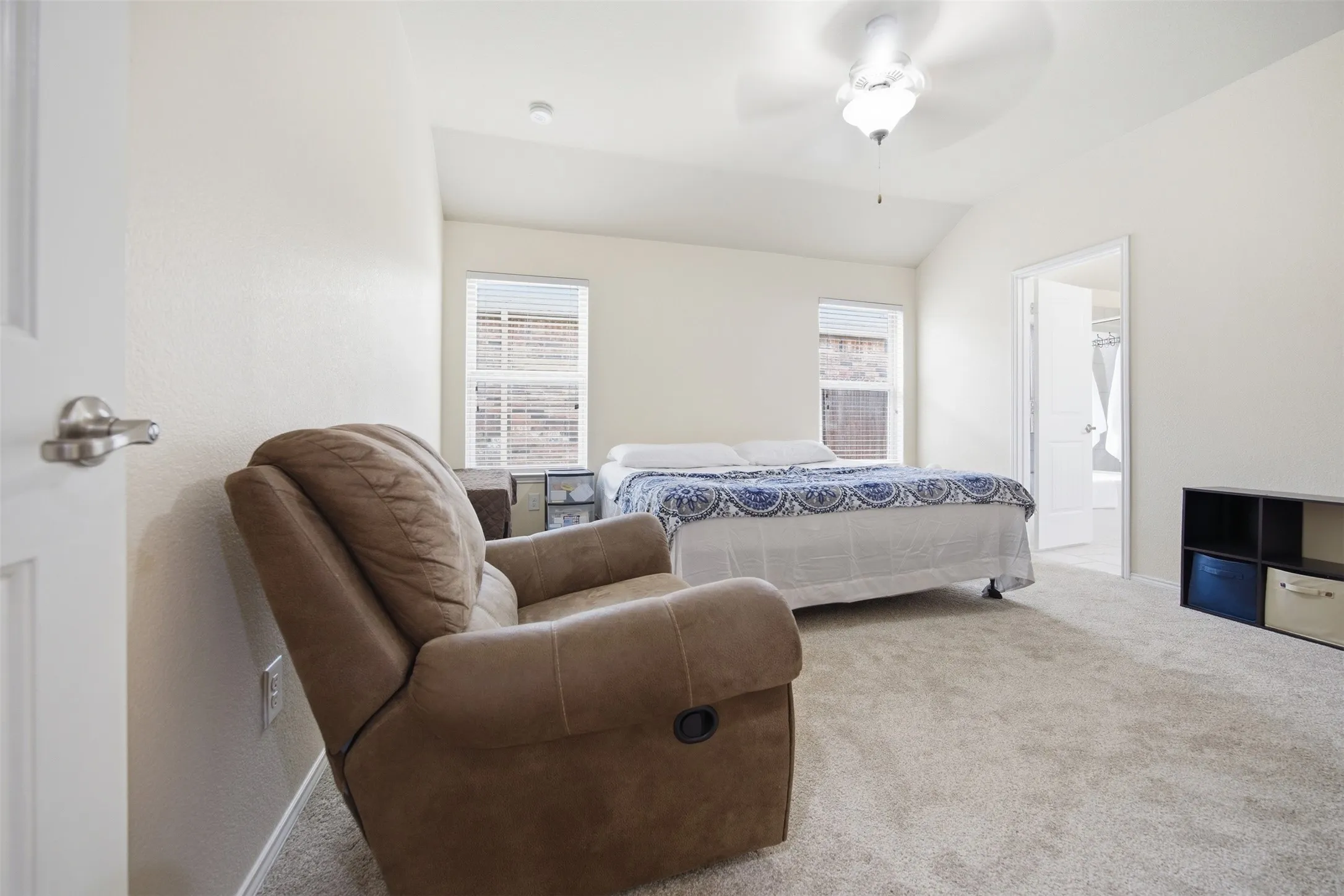 Single Family Residence For Sale in Collin County , 11800 Hamptonbrook Drive, Mc Kinney, Texas 75071, 4 Bedroom, 2 Bathroom, 2 Garage spaces, 2,000 Sqft, built in 2013, mls#21301851, Real Estate Agent in Mc Kinney, Homes For Sale in Collin county, Homes For Sale in Mc Kinney, Realtor in Mc Kinney Texas, Real Estate Brokerage Independent Realty Texas, Luminita Cordes Realtor