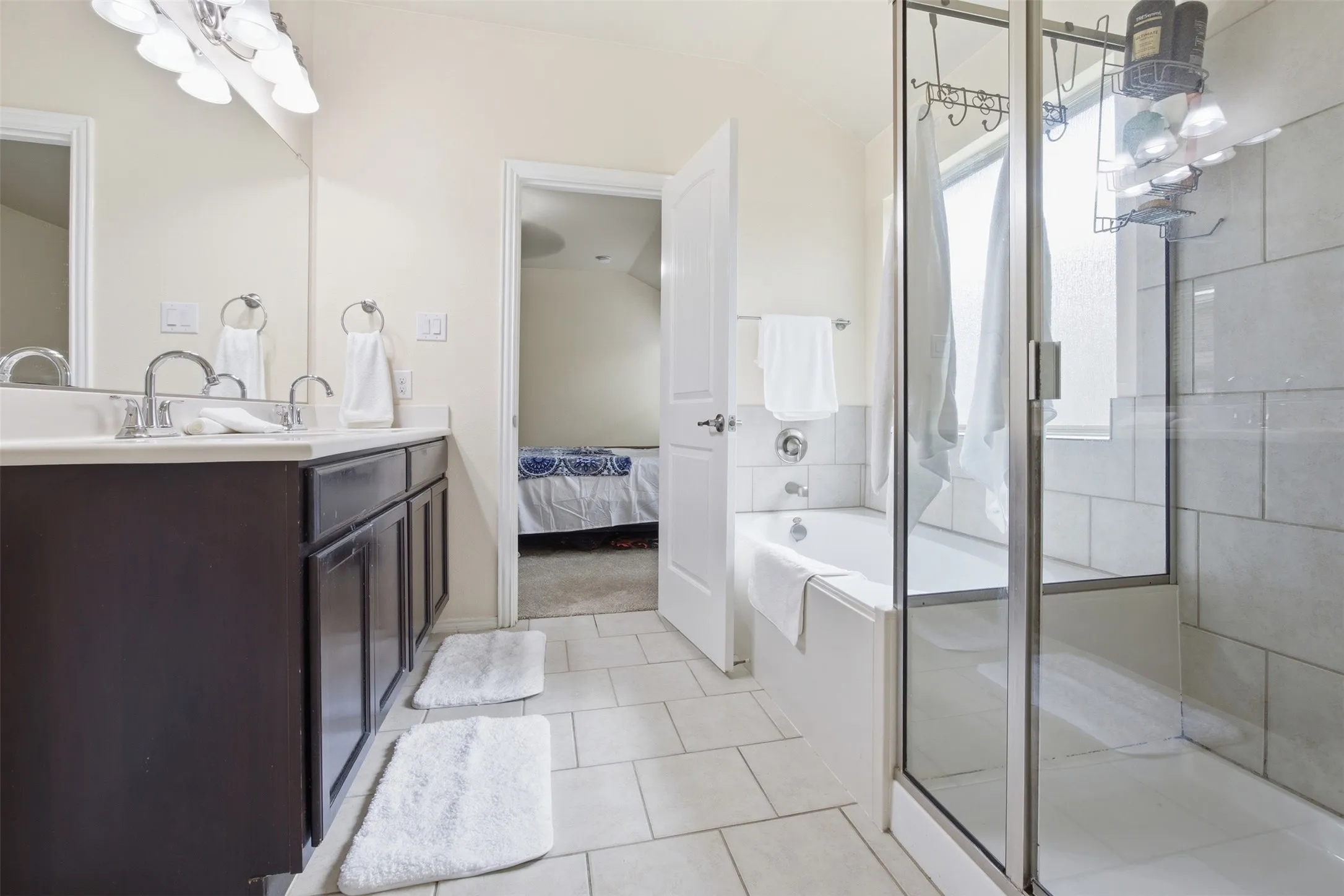 Single Family Residence For Sale in Collin County , 11800 Hamptonbrook Drive, Mc Kinney, Texas 75071, 4 Bedroom, 2 Bathroom, 2 Garage spaces, 2,000 Sqft, built in 2013, mls#21301851, Real Estate Agent in Mc Kinney, Homes For Sale in Collin county, Homes For Sale in Mc Kinney, Realtor in Mc Kinney Texas, Real Estate Brokerage Independent Realty Texas, Luminita Cordes Realtor