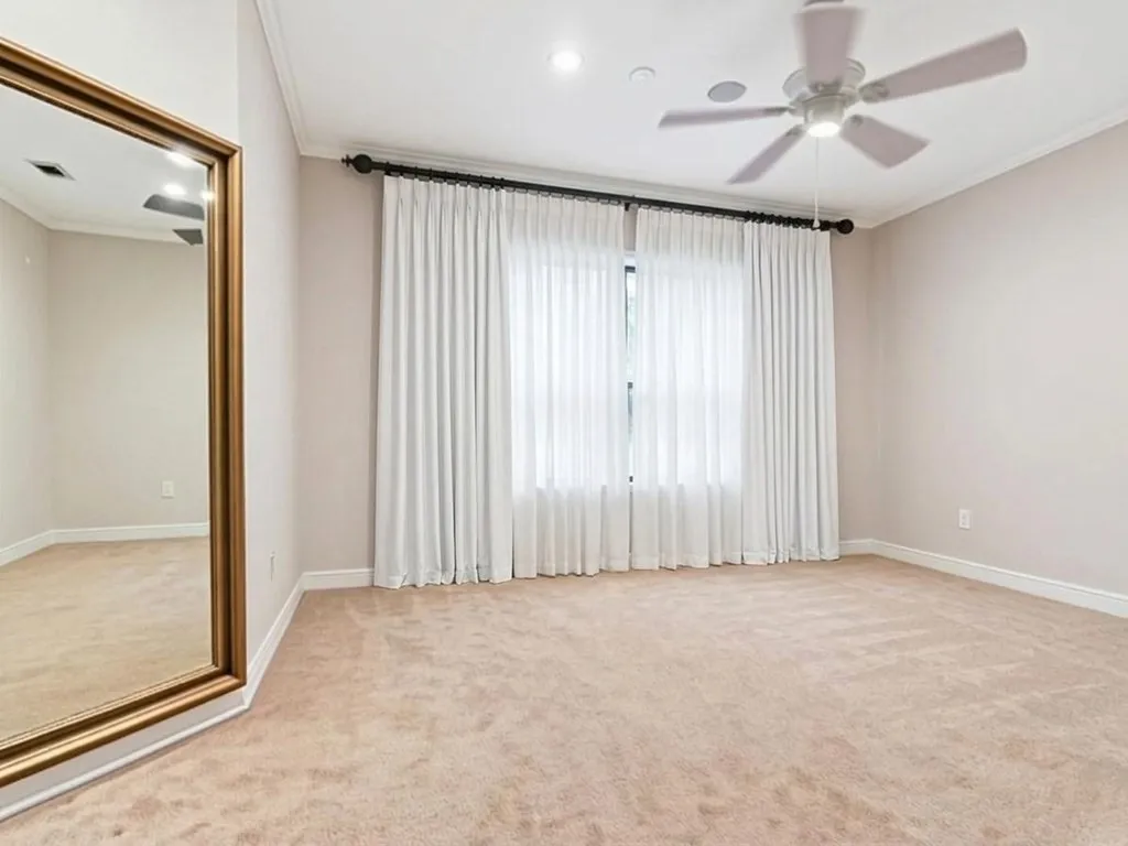 Single Family Residence For Sale in Henderson County , 706 Park Place Drive, Athens, Texas 75751, 3 Bedroom, 3 Bathroom, 2 Garage spaces, 2,266 Sqft, built in 2001, Price $439,000, mls#21301027, Real Estate Agent in Athens, Homes For Sale in Henderson county, Homes For Sale in Athens, Realtor in Athens Texas, Real Estate Brokerage Independent Realty Texas, Luminita Cordes Realtor