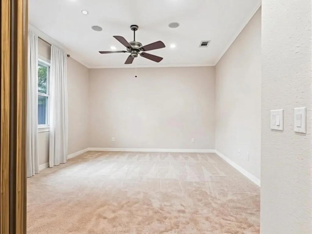 Single Family Residence For Sale in Henderson County , 706 Park Place Drive, Athens, Texas 75751, 3 Bedroom, 3 Bathroom, 2 Garage spaces, 2,266 Sqft, built in 2001, Price $439,000, mls#21301027, Real Estate Agent in Athens, Homes For Sale in Henderson county, Homes For Sale in Athens, Realtor in Athens Texas, Real Estate Brokerage Independent Realty Texas, Luminita Cordes Realtor
