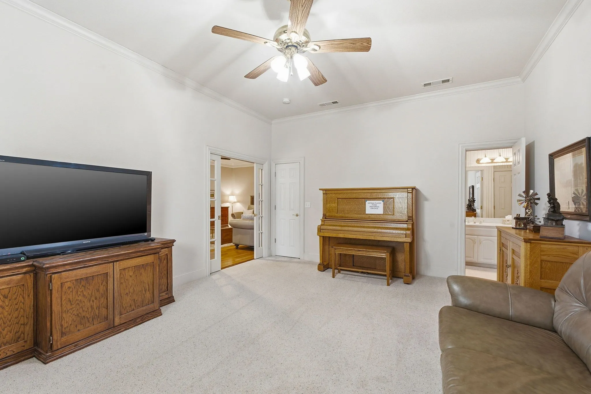 Single Family Residence For Sale in Collin County , 710 Glenwood Circle, Fairview, Texas 75069, 4 Bedroom, 4 Bathroom, 3 Garage spaces, 4,285 Sqft, built in 1999, mls#21301833, Real Estate Agent in Fairview, Homes For Sale in Collin county, Homes For Sale in Fairview, Realtor in Fairview Texas, Real Estate Brokerage Independent Realty Texas, Luminita Cordes Realtor